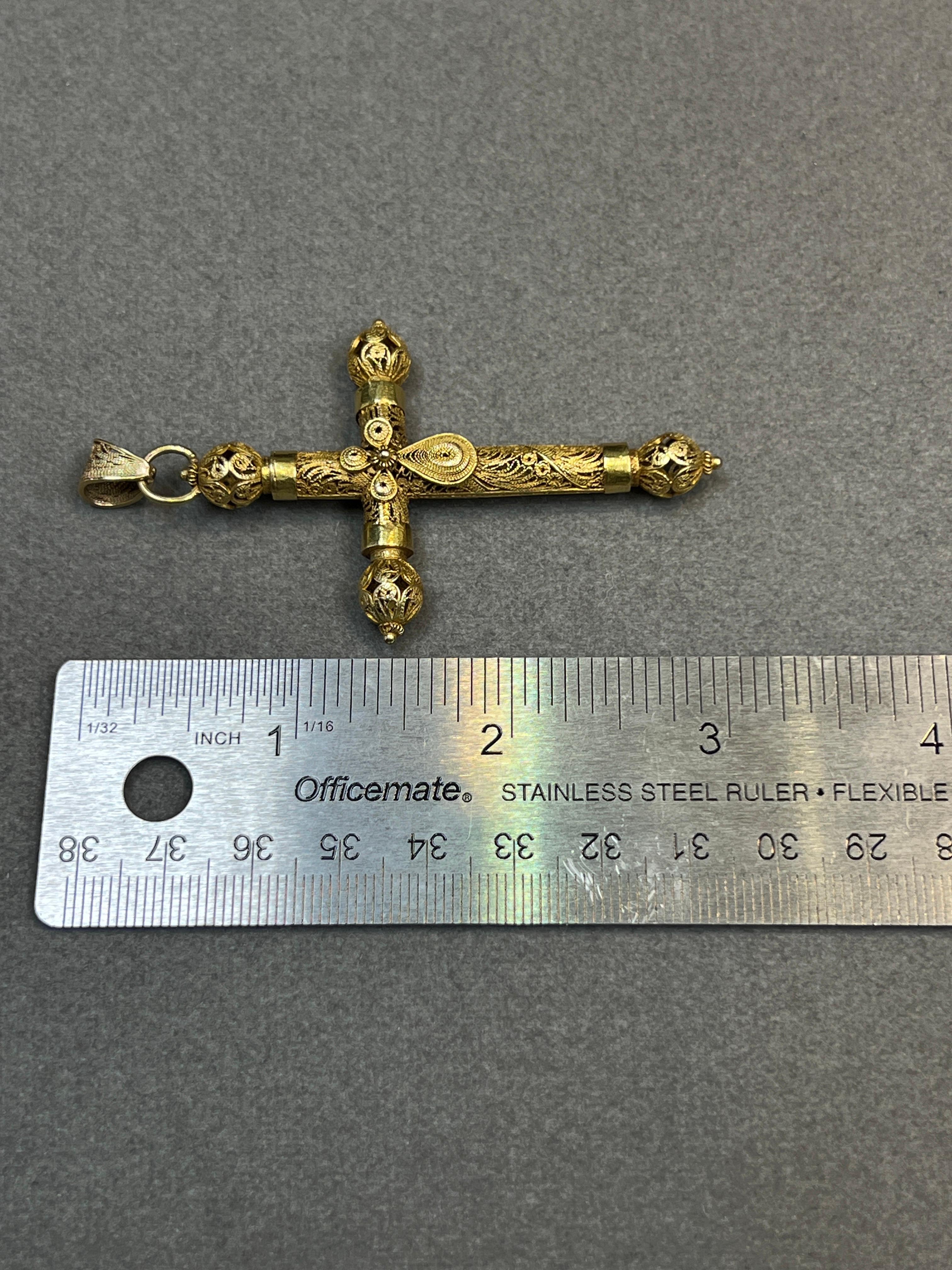 Antique Filigree Gold Cross Pendant For Sale 1