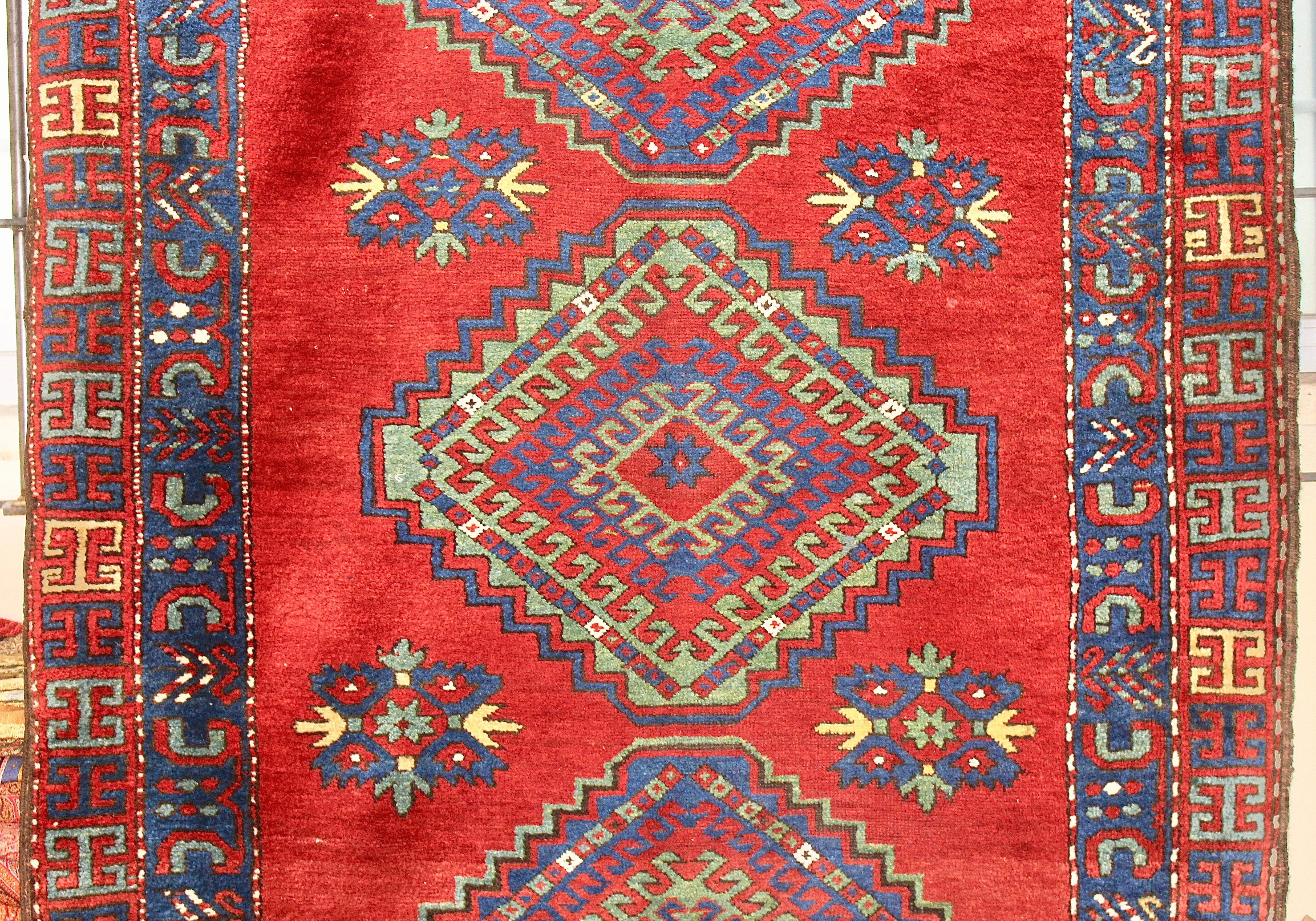 Antique, Fine, Caucasian Carpet, Rug, Hand Knotted In Fair Condition For Sale In Berlin, DE