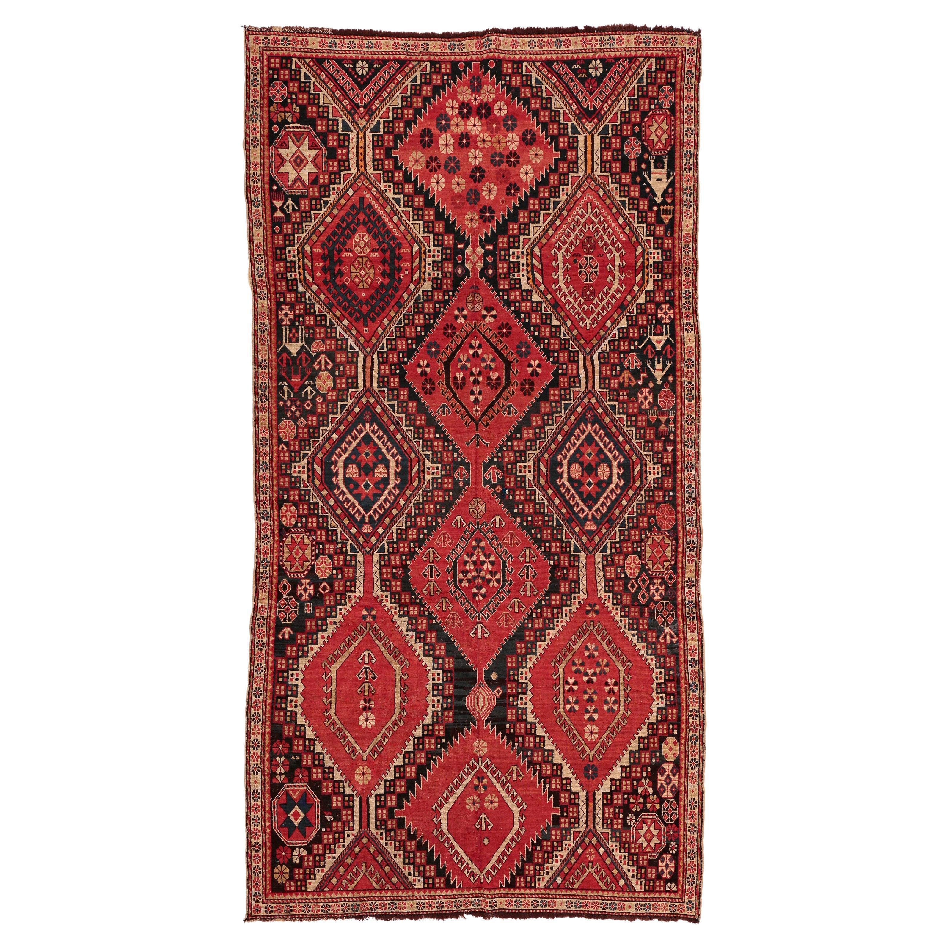 Tapis caucasien ancien de Shirvan en grand format rare en vente