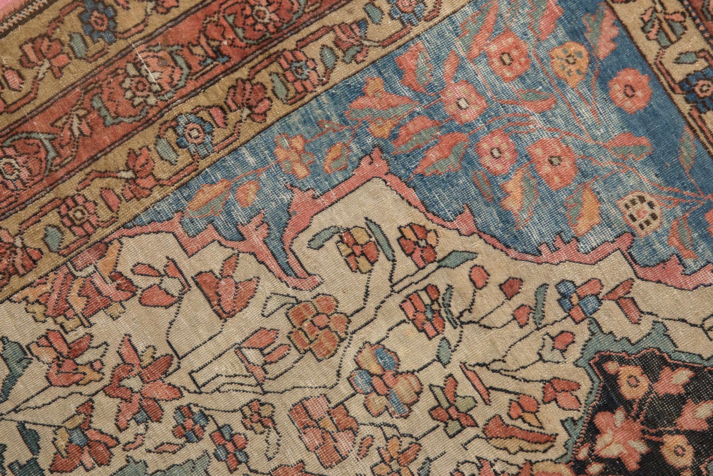 Persian Antique Fine Farahan Sarouk Rug For Sale