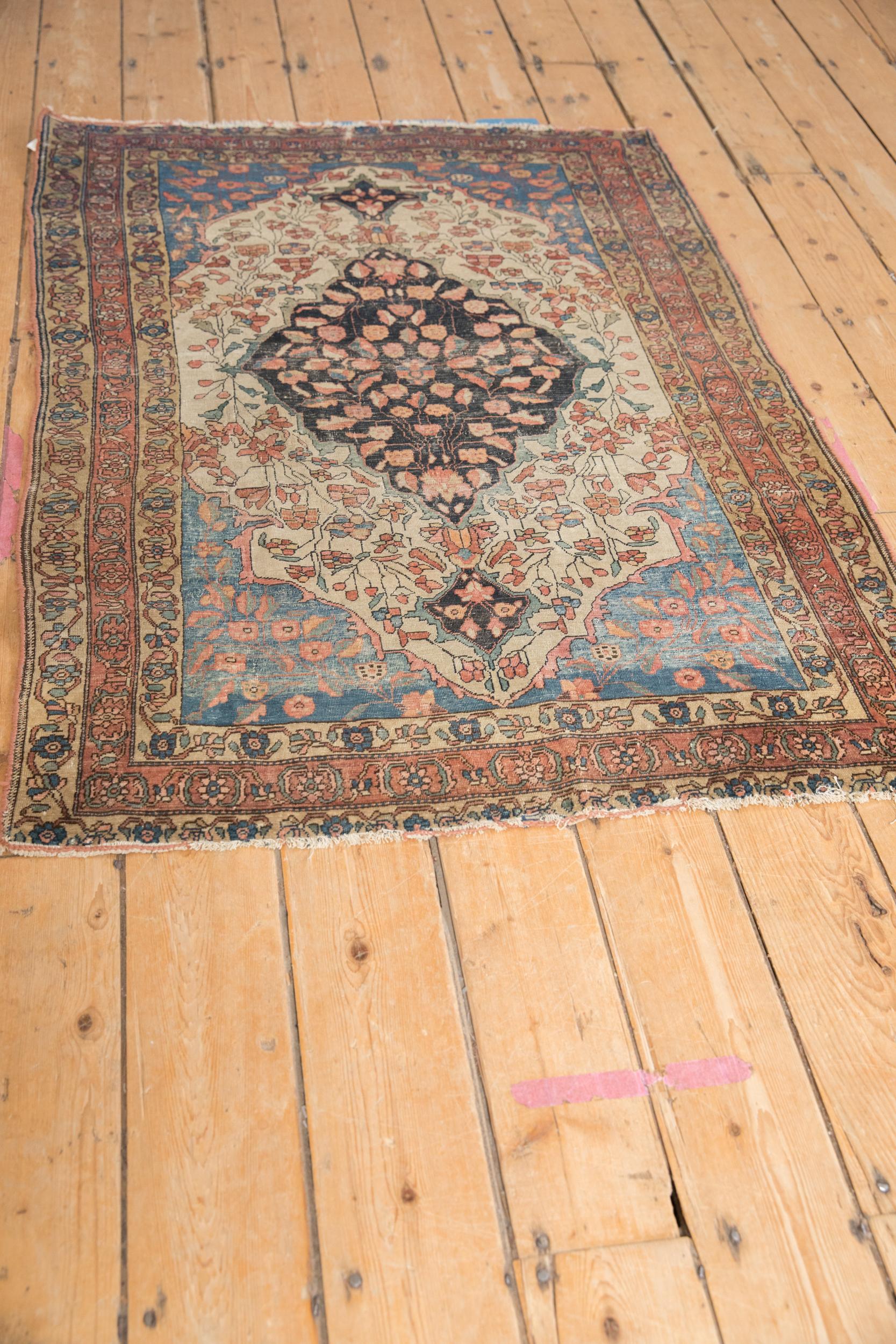 Hand-Knotted Antique Fine Farahan Sarouk Rug For Sale