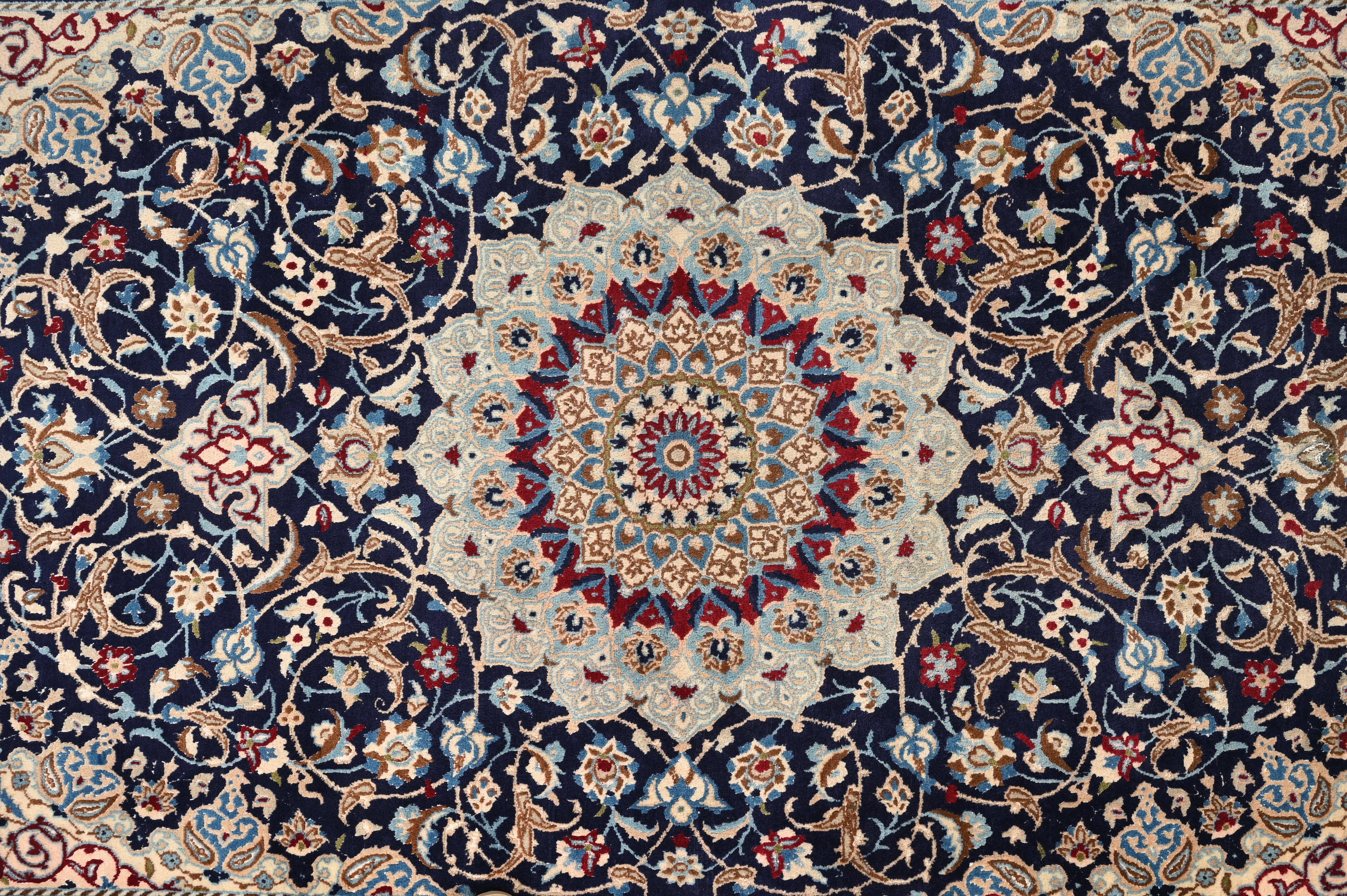 Persian Antique Fine Floral Nain Rug 5.1' x 8.3' - Hand Knotted Wool & Silk, Iran 1930s For Sale