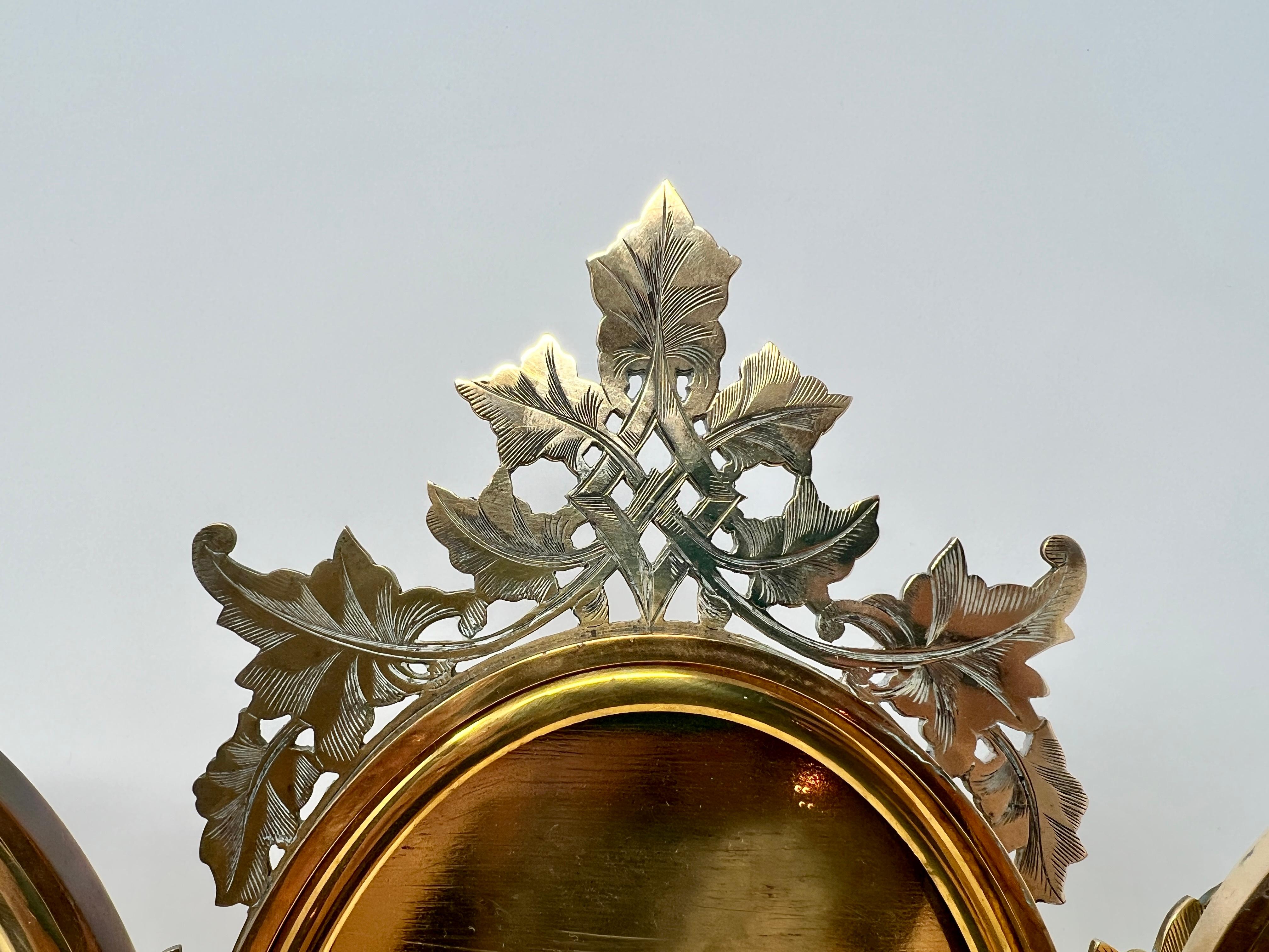 Antike Fine Französisch Bronze D'ore Triple Frame mit Mosaik-Inlay  (19. Jahrhundert) im Angebot