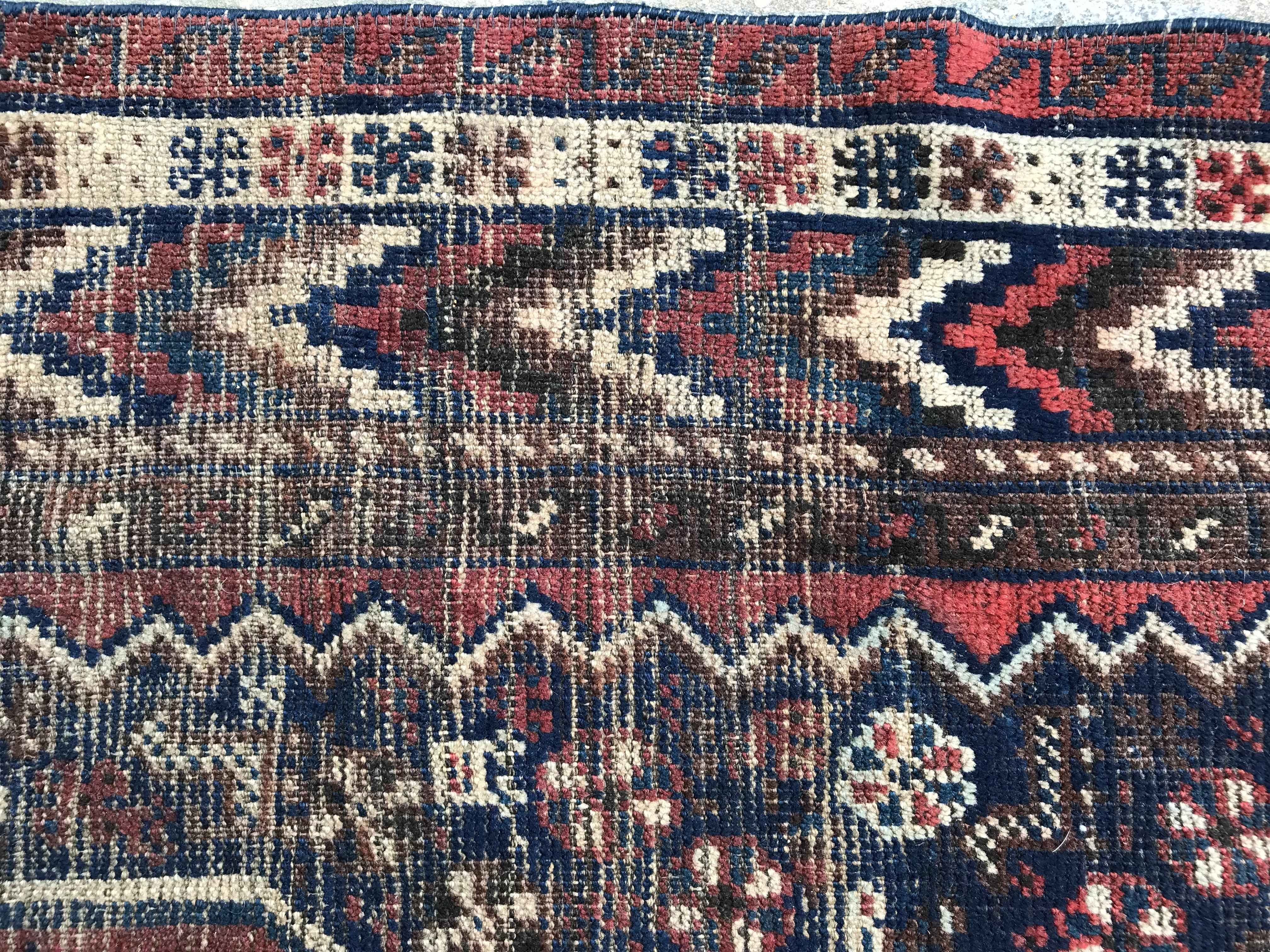 Bobyrug’s Antique Fine Ghashghai Rug For Sale 2
