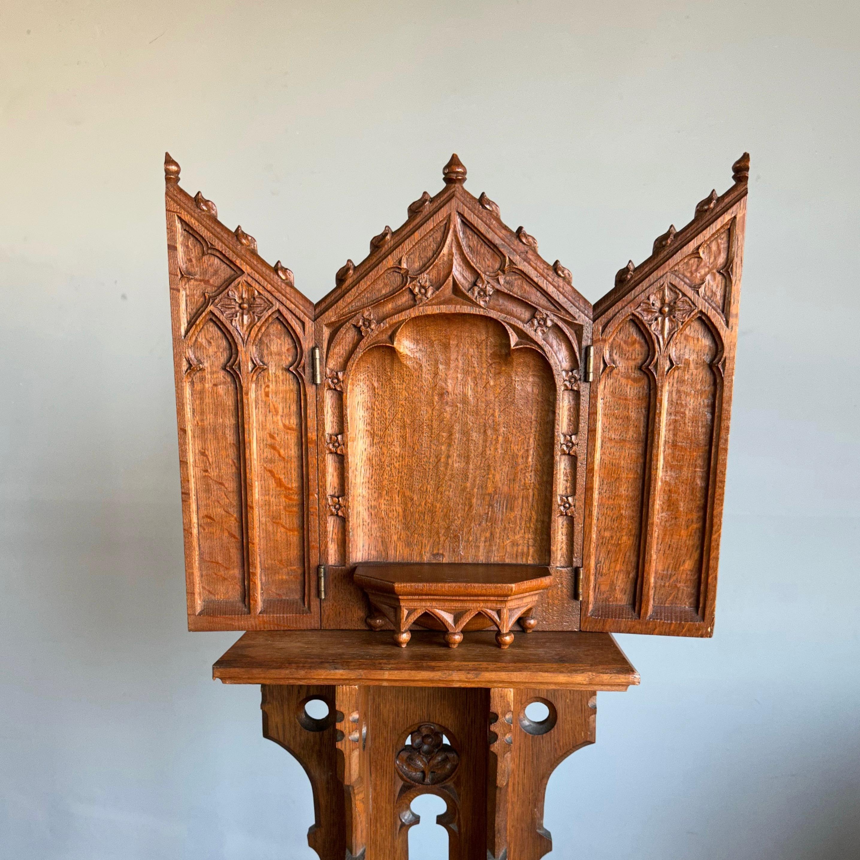 Wood Antique Fine Handcarved Oak Gothic Revival Wall Shrine / Chapel w Mary Statuette