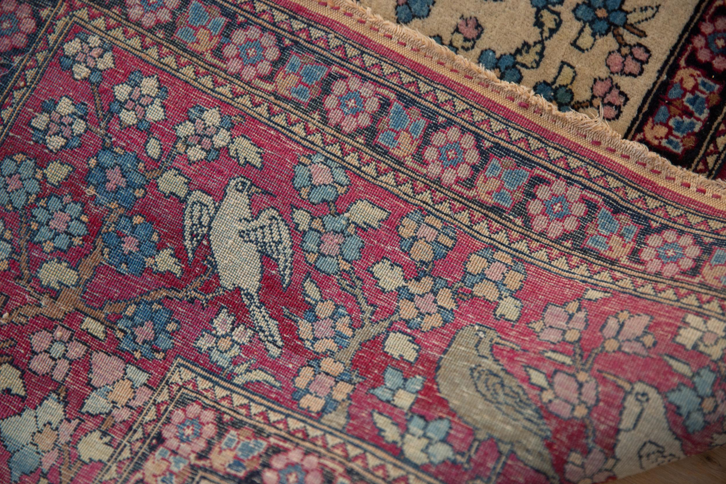 Antique Fine Isfahan Rug For Sale 4