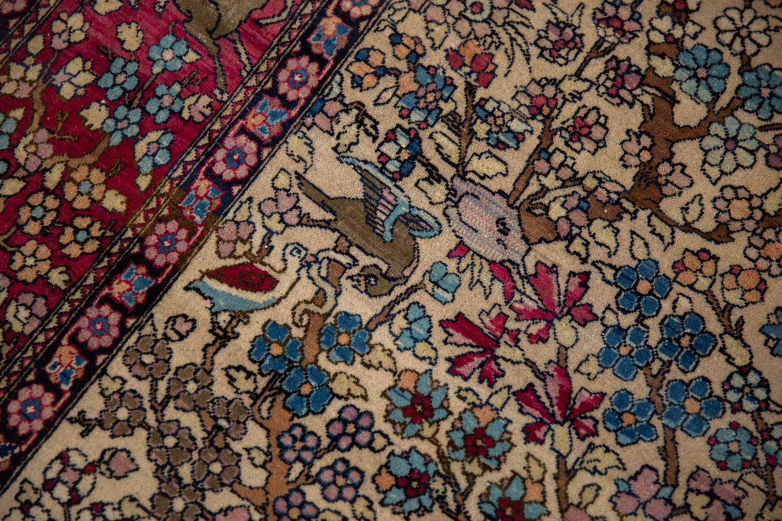 Antique Fine Isfahan Rug For Sale 6