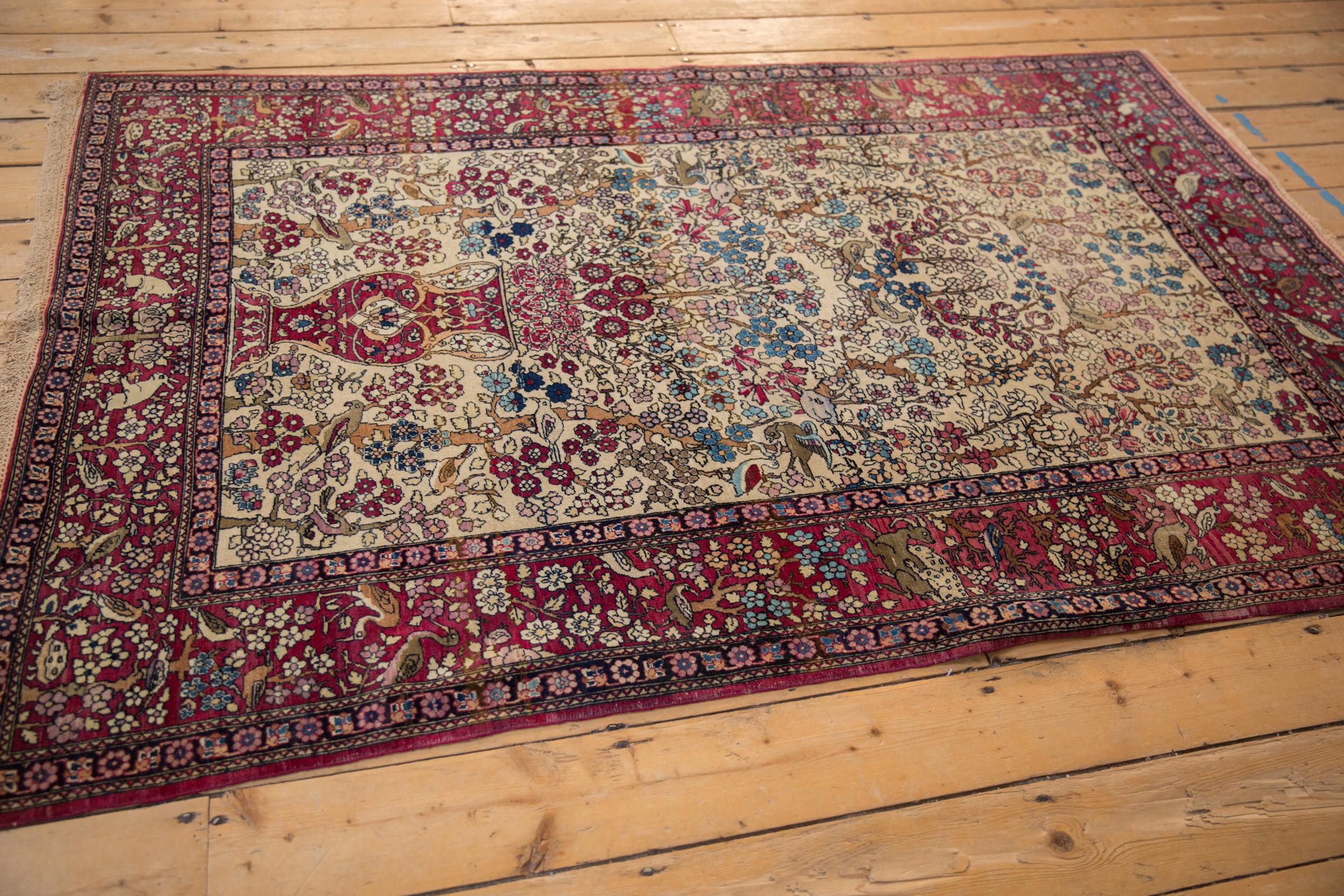 Early 20th Century Antique Fine Isfahan Rug For Sale