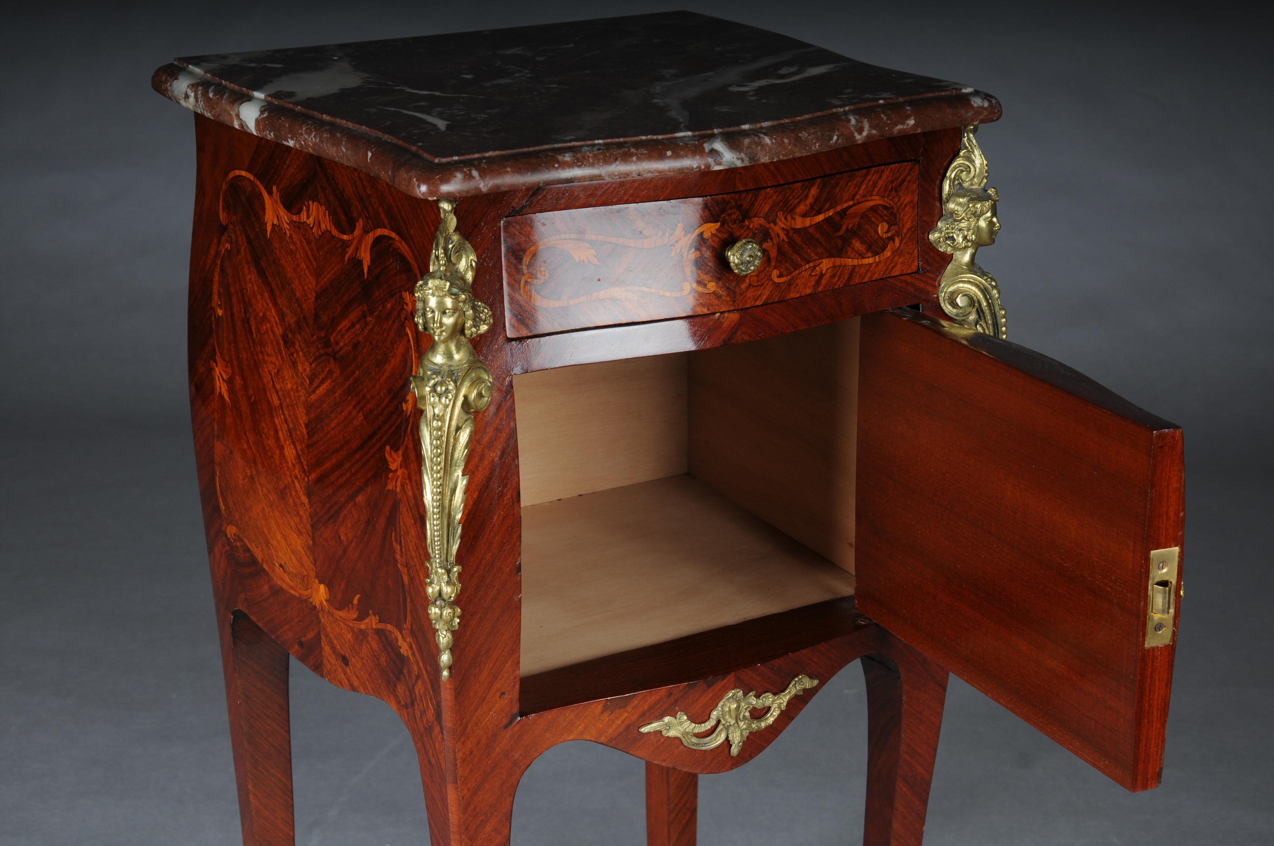 Antigua cómoda fina Luis XV, hacia 1880, Napoleón III Tallado a mano en venta