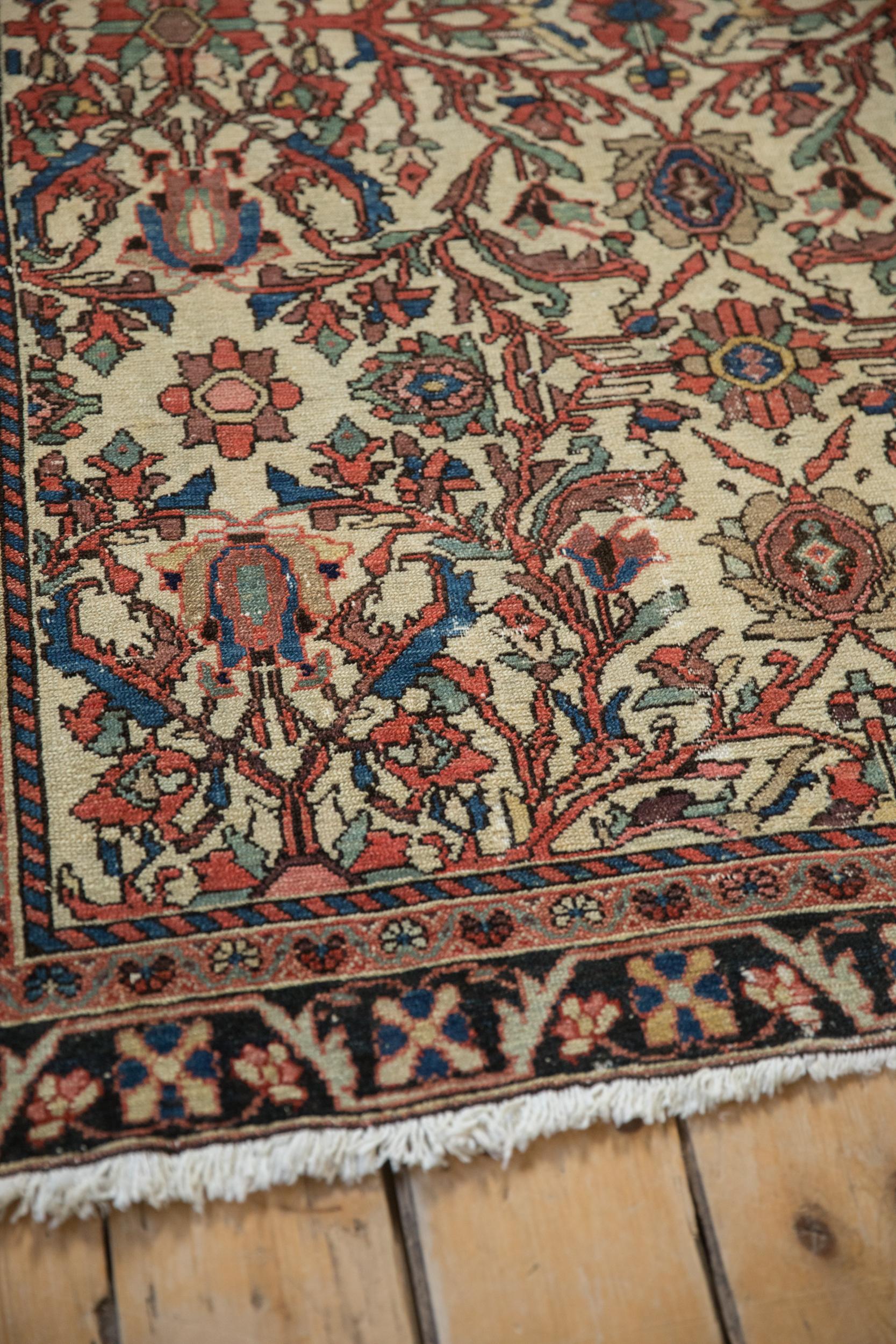 Early 20th Century Antique Fine Malayer Rug For Sale