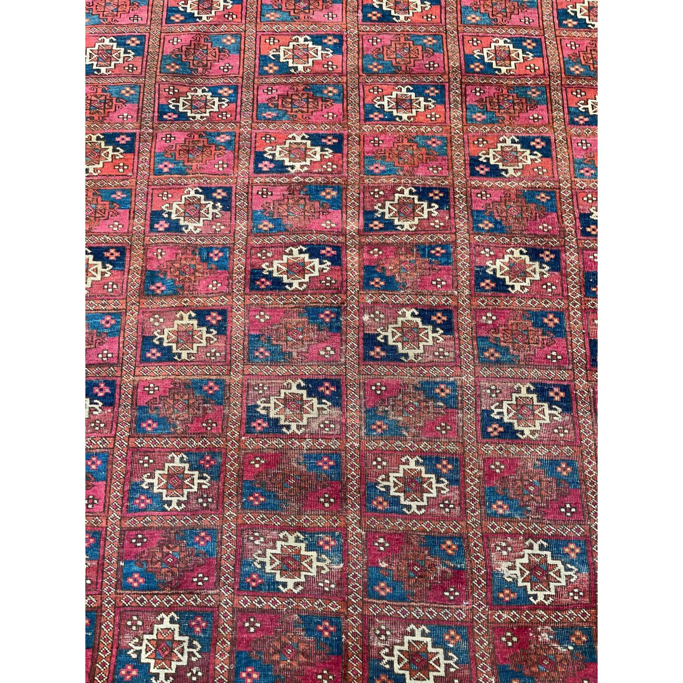 Antiker feiner persischer Baluch-Teppich (Stammeskunst) im Angebot