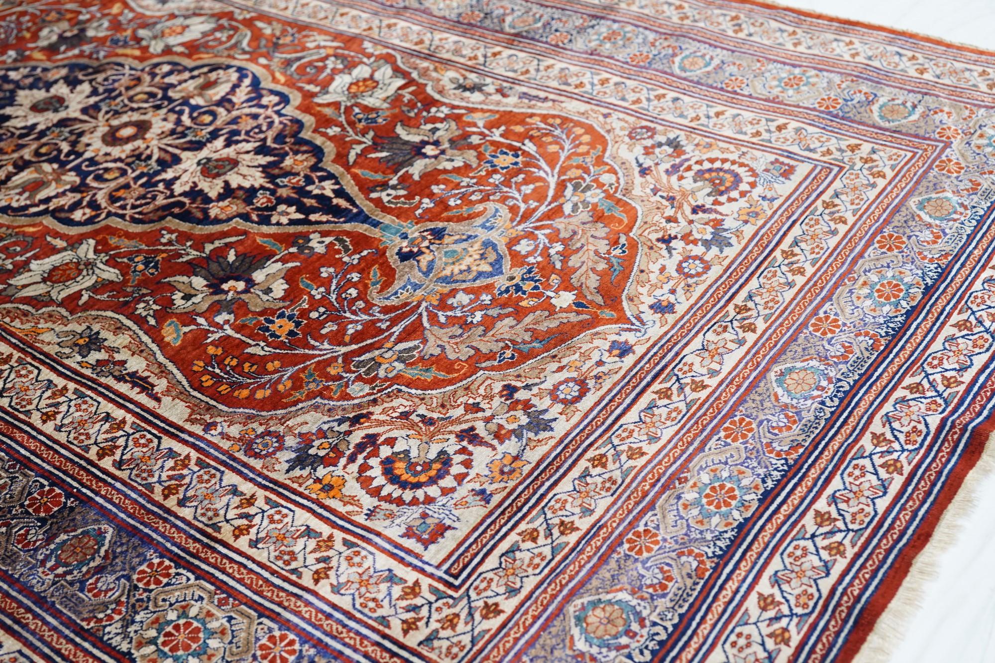 Silk Antique Fine Persian Heriz silk Rug 4’3” x 6’5” For Sale