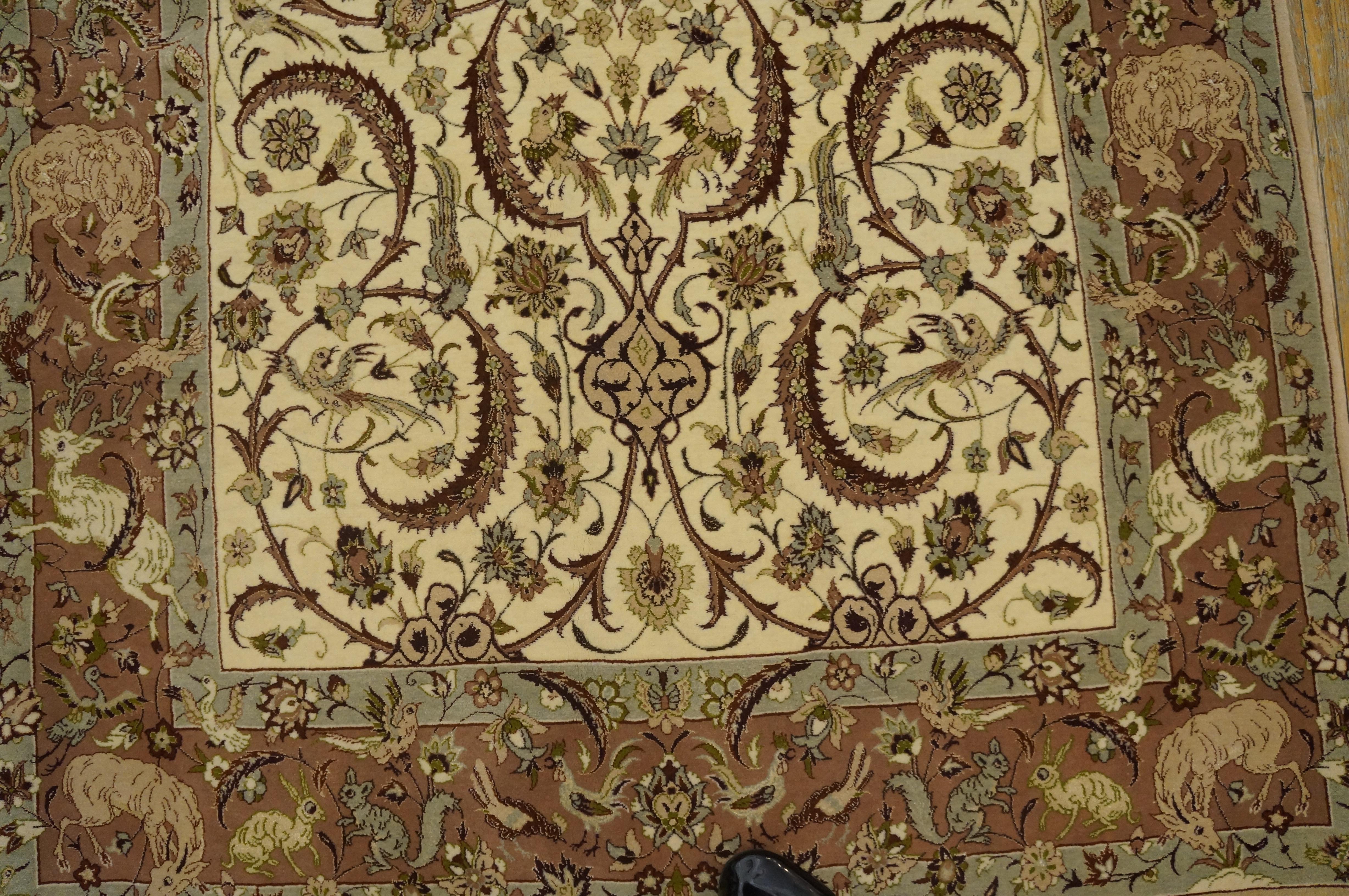 Mid-20th Century Antique Fine Persian Isfahan Rug