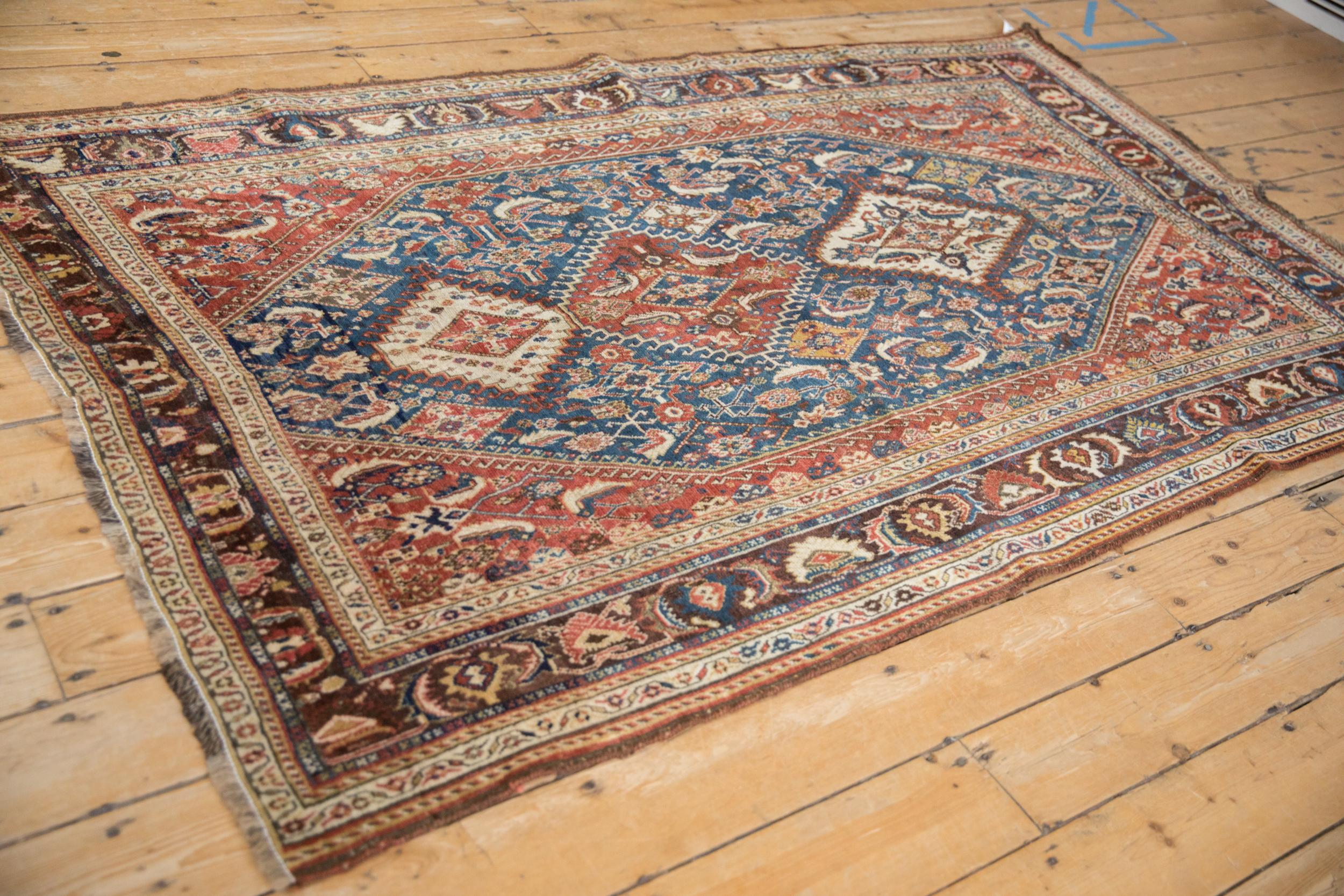 Antiker feiner Gaschgai-Teppich im Zustand „Gut“ im Angebot in Katonah, NY