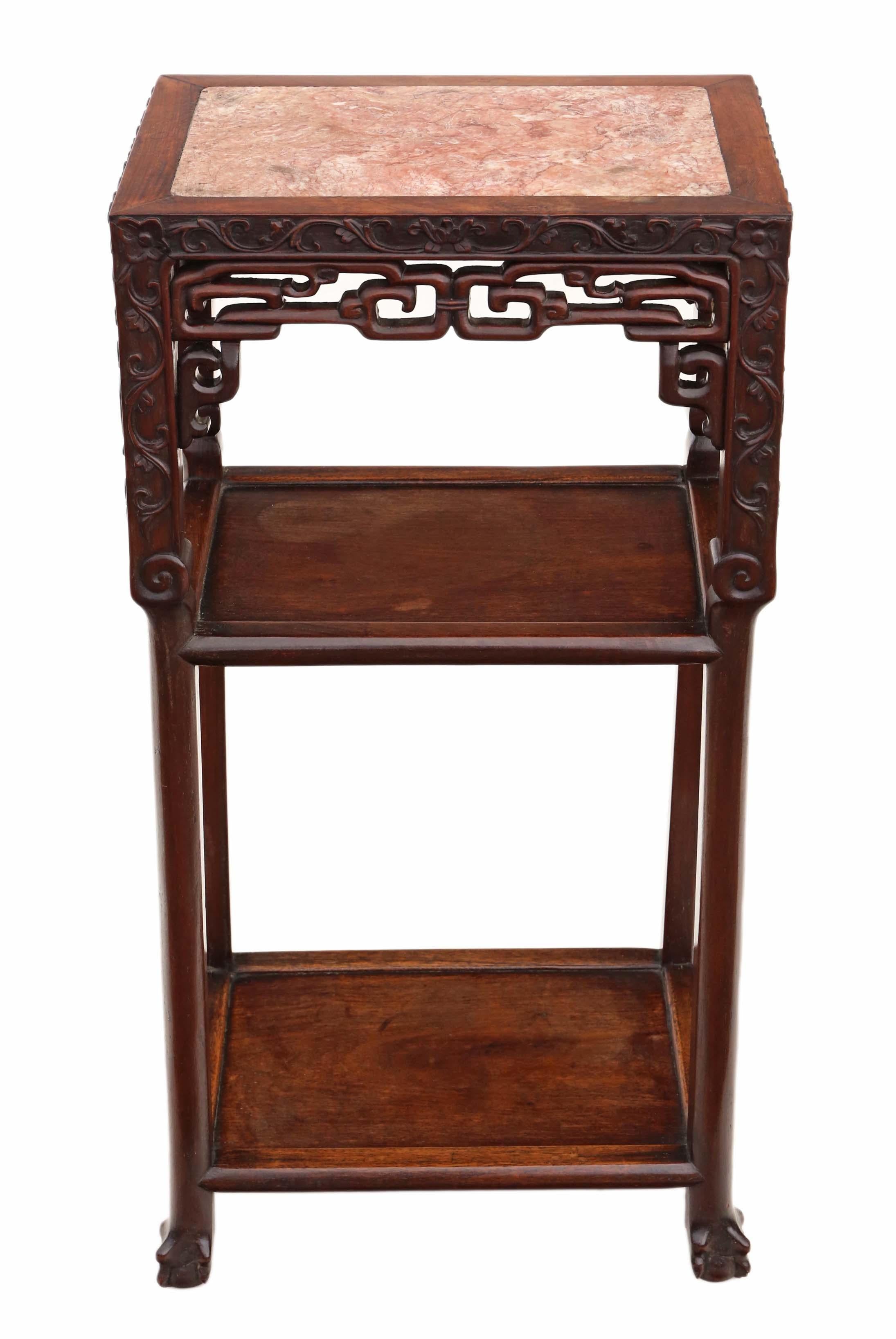 Antique fine quality 19th Century Chinese hardwood and marble vase lamp side bed For Sale 1