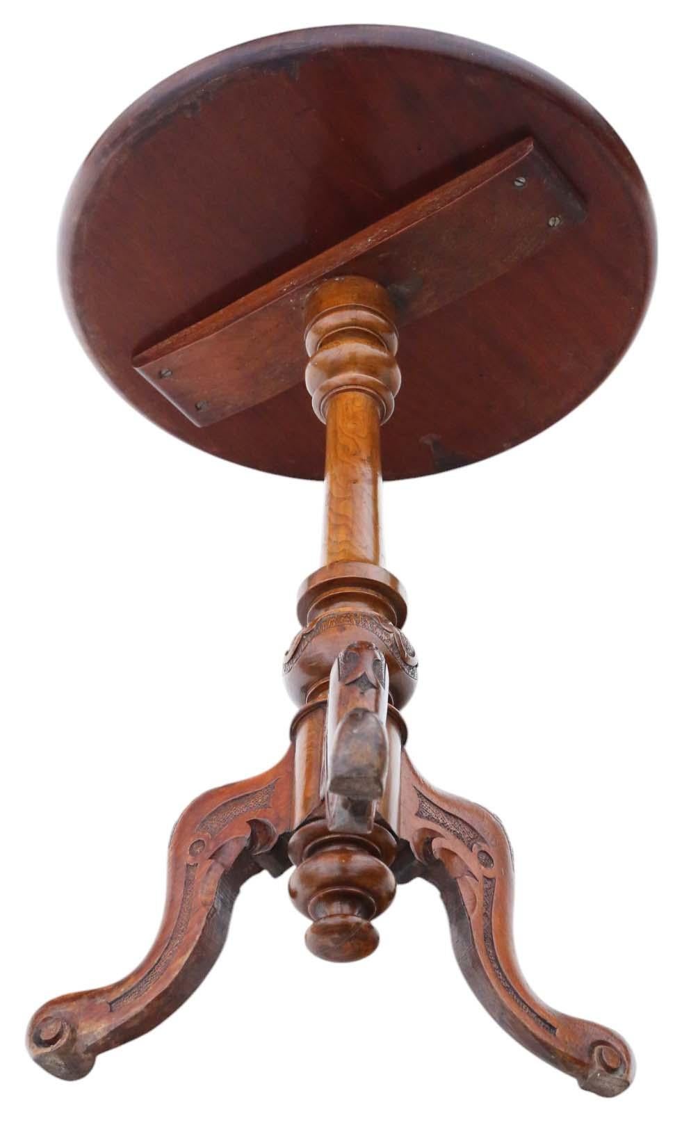 Table à vin ou table d'appoint ancienne du 19ème siècle en acajou et noyer en vente 1