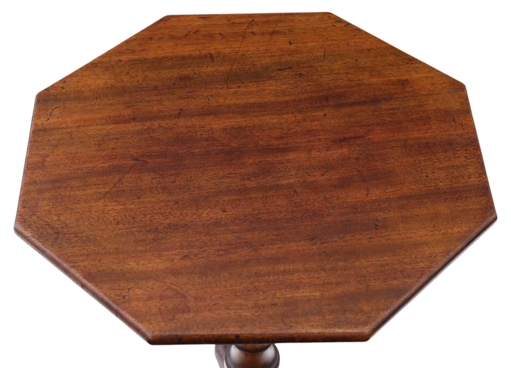 Ancienne table à vin ou table d'appoint du 19ème siècle en acajou de belle qualité Bon état - En vente à Wisbech, Cambridgeshire