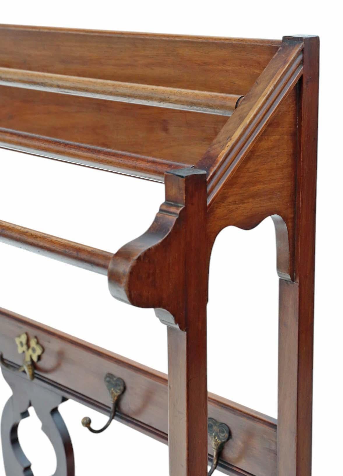 Legno Antico porta asciugamani in mogano di qualità Art Nouveau, supporto per il bagno C.C. in vendita
