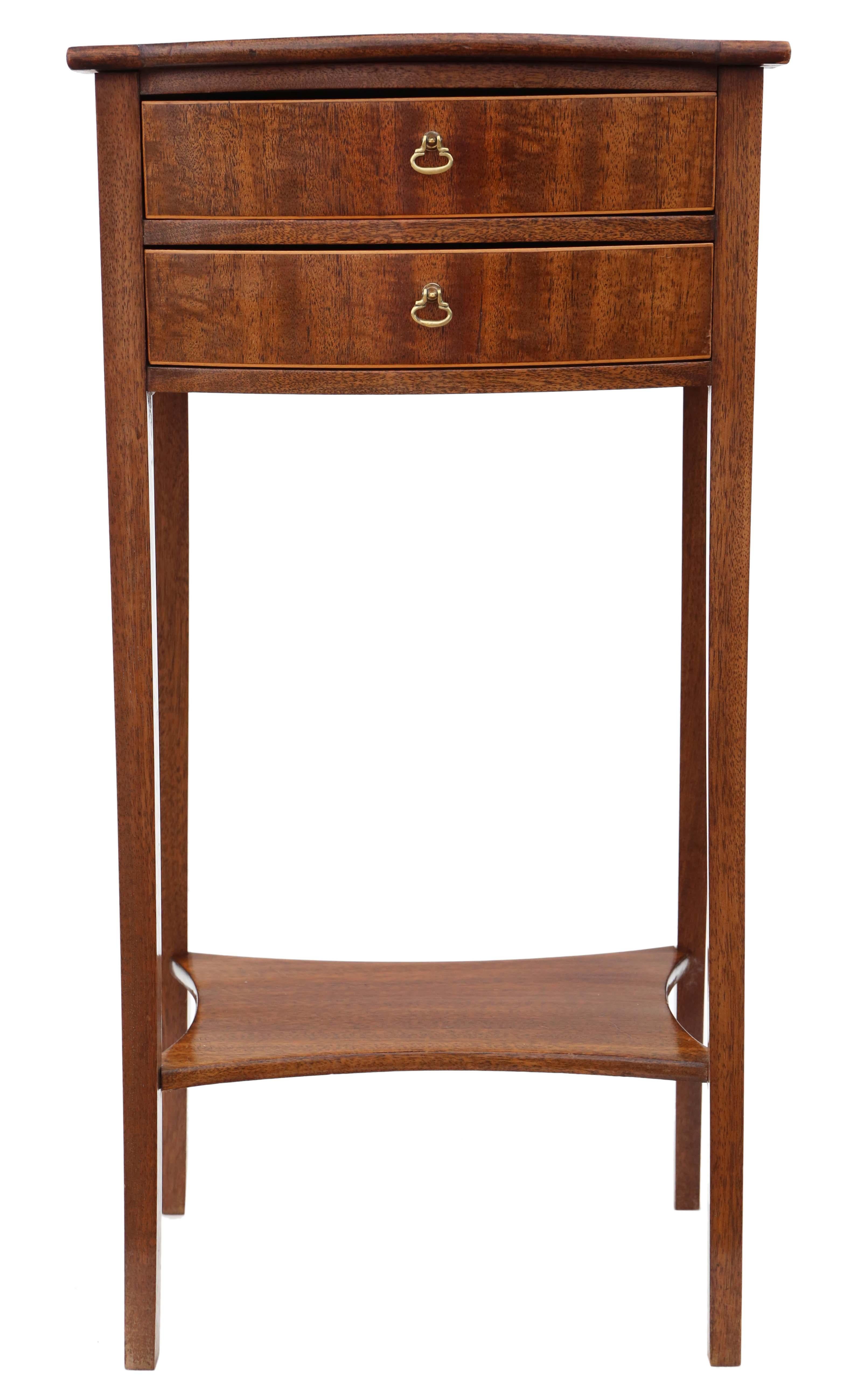 Antique fine quality Georgian revival bowfront mahogany bedside table C1910.

A fantastic piece with quality and style. Drawers slide freely.

Attractive line inlays to the edge of the drawers and shaped undertier.

No loose joints or