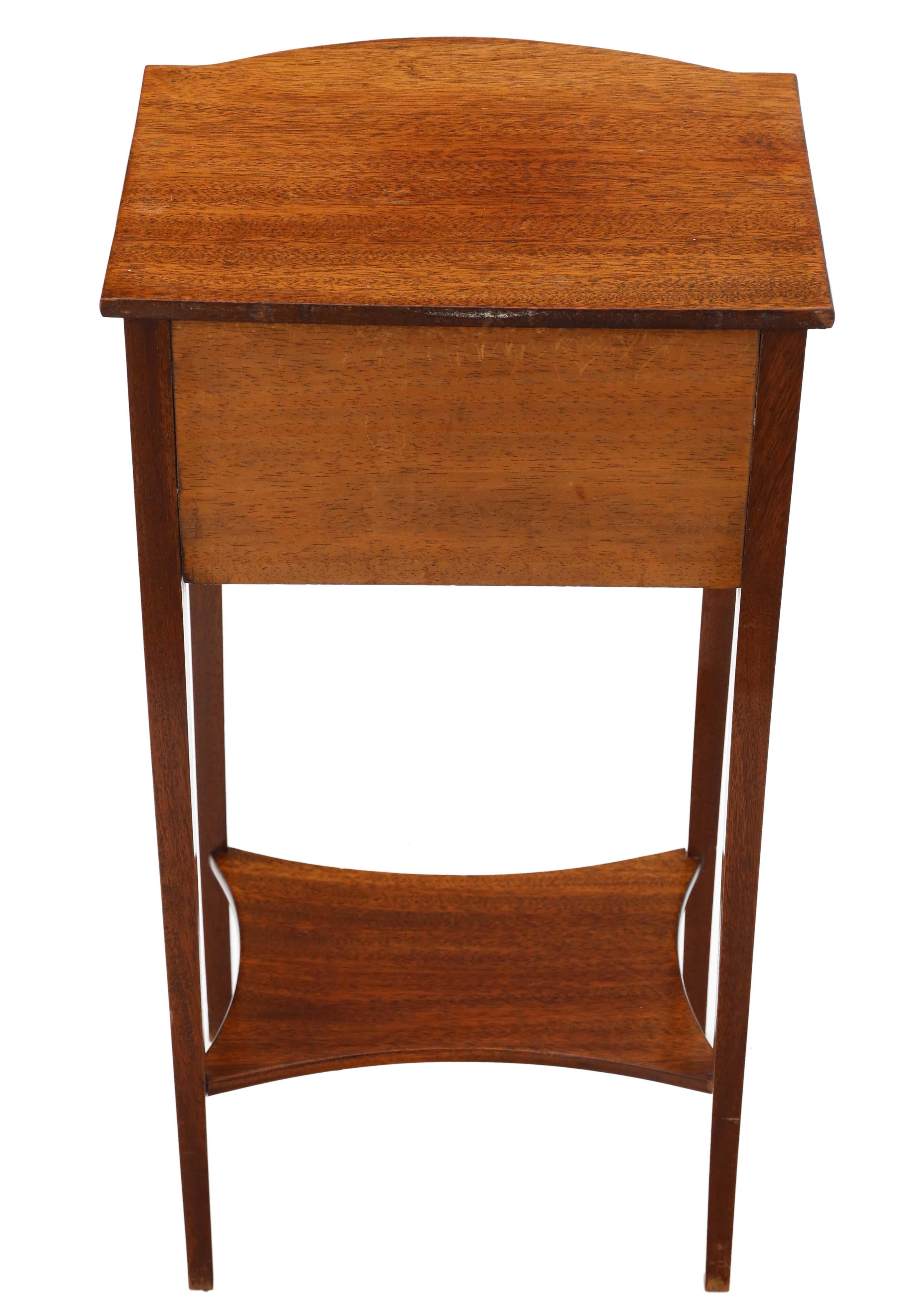 Mahogany  Antique fine quality Georgian revival bowfront mahogany bedside table C1910 For Sale