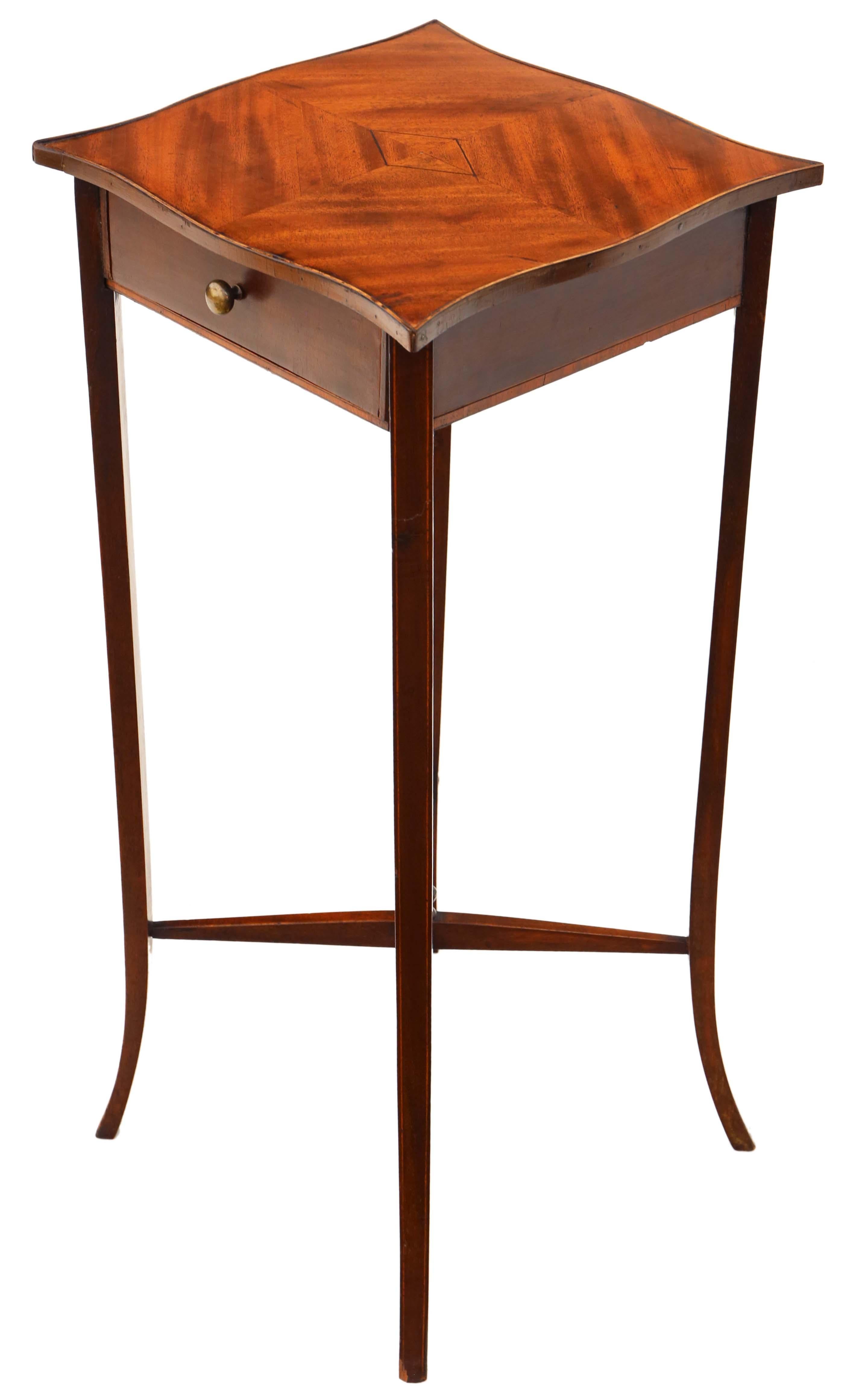 Antique quality Georgian revival serpentine mahogany bedside table cupboard C1910.

A fantastic piece with quality and style. Mahogany lined drawer slides freely.

No loose joints or woodworm.

Would look great in the right location!

Overall