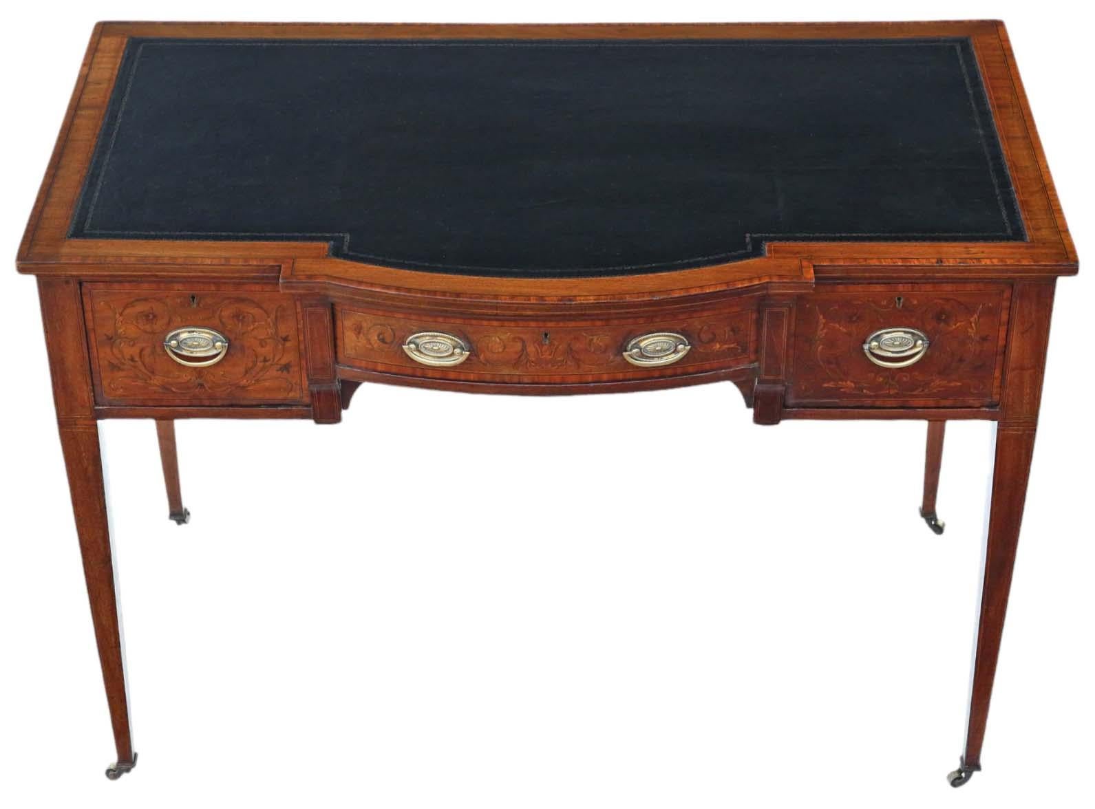 XIXe siècle Ancienne table à écrire en acajou marqueté de belle qualité Bureau du 19ème siècle en vente