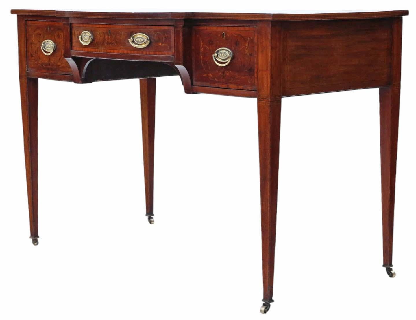 Ancienne table à écrire en acajou marqueté de belle qualité Bureau du 19ème siècle en vente 1