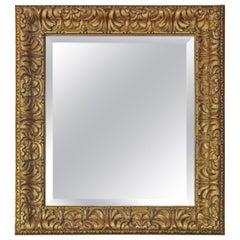 Grand miroir mural ancien de qualité supérieure, datant du 19ème siècle, avec surmonture dorée
