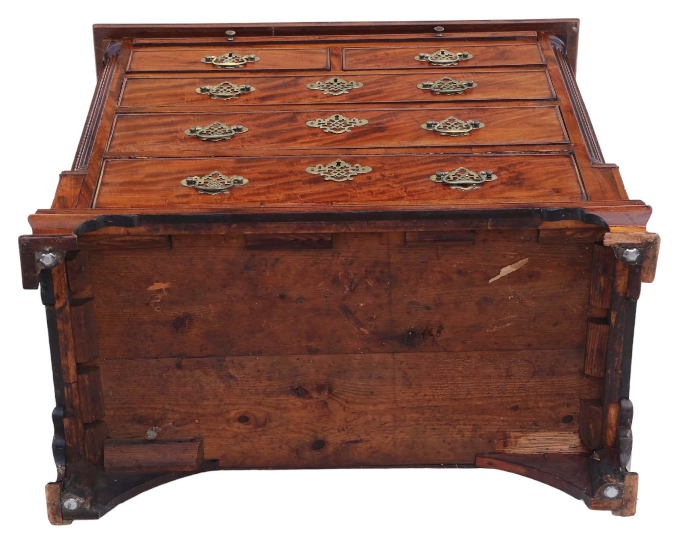 Antique fine quality late 18th Century mahogany batchelor's chest of drawers For Sale 2