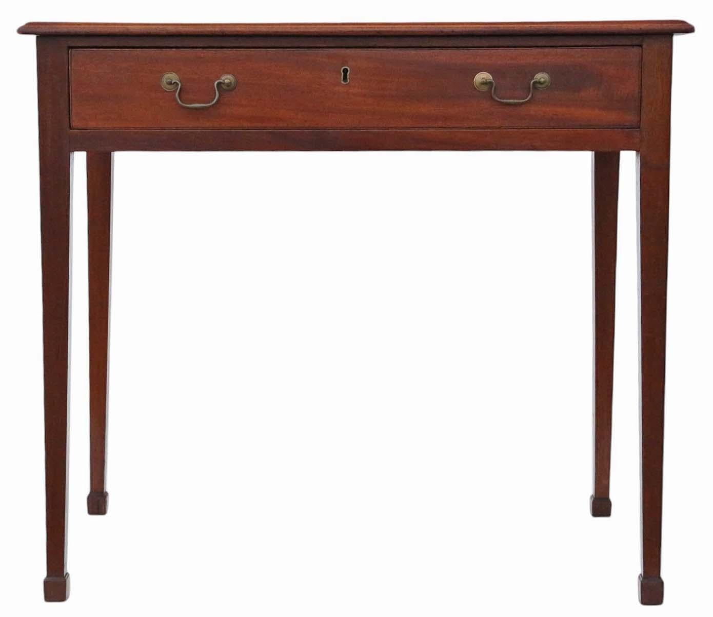 Ancienne table à écrire en acajou de qualité supérieure 19e siècle Bureau d'appoint en vente 4