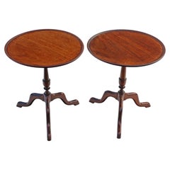 Ancienne paire de tables à vin ou d'appoint du 19ème siècle en acajou.