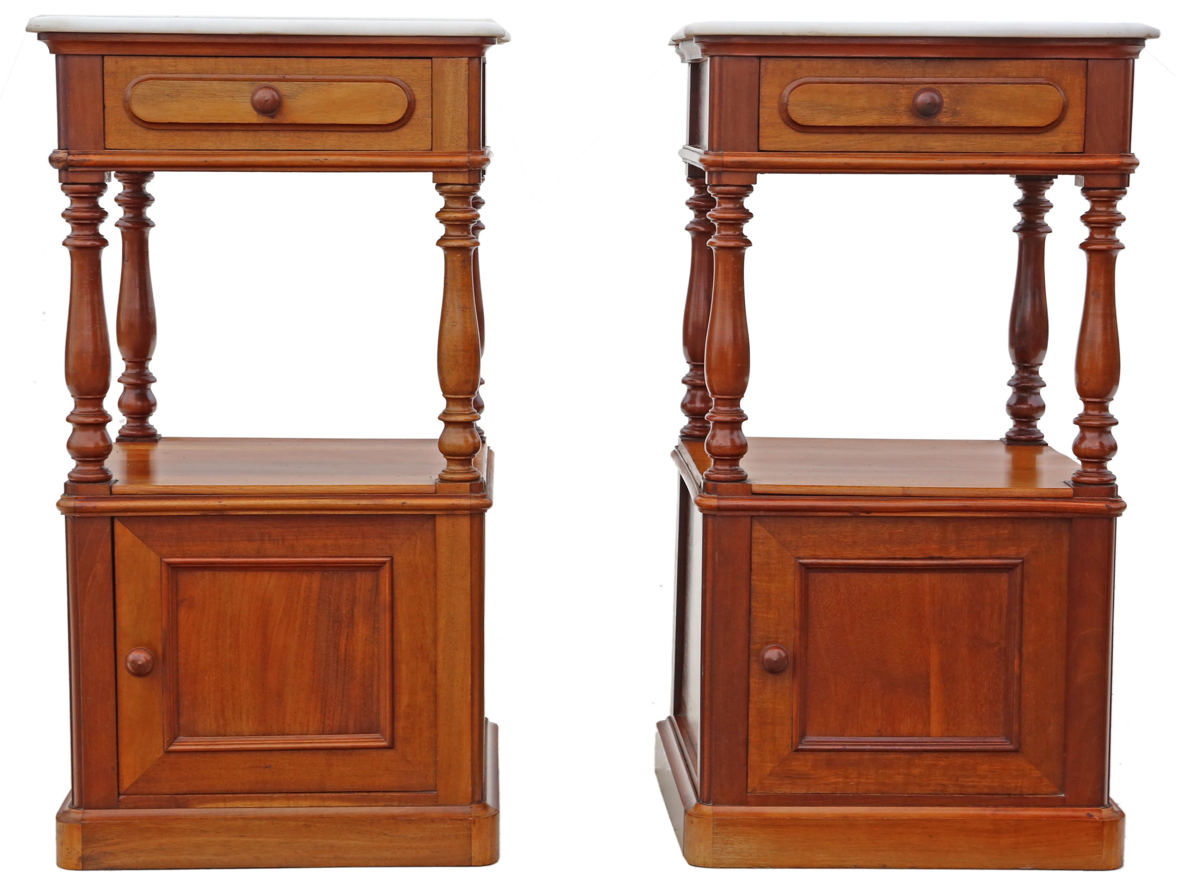 Antique fine quality pair of French walnut bedside tables cupboards marble tops C1920.

Very heavy and solid, with no loose joints and no woodworm. The drawers slide freely and the cupboard catches work.

Would look great in the right location!