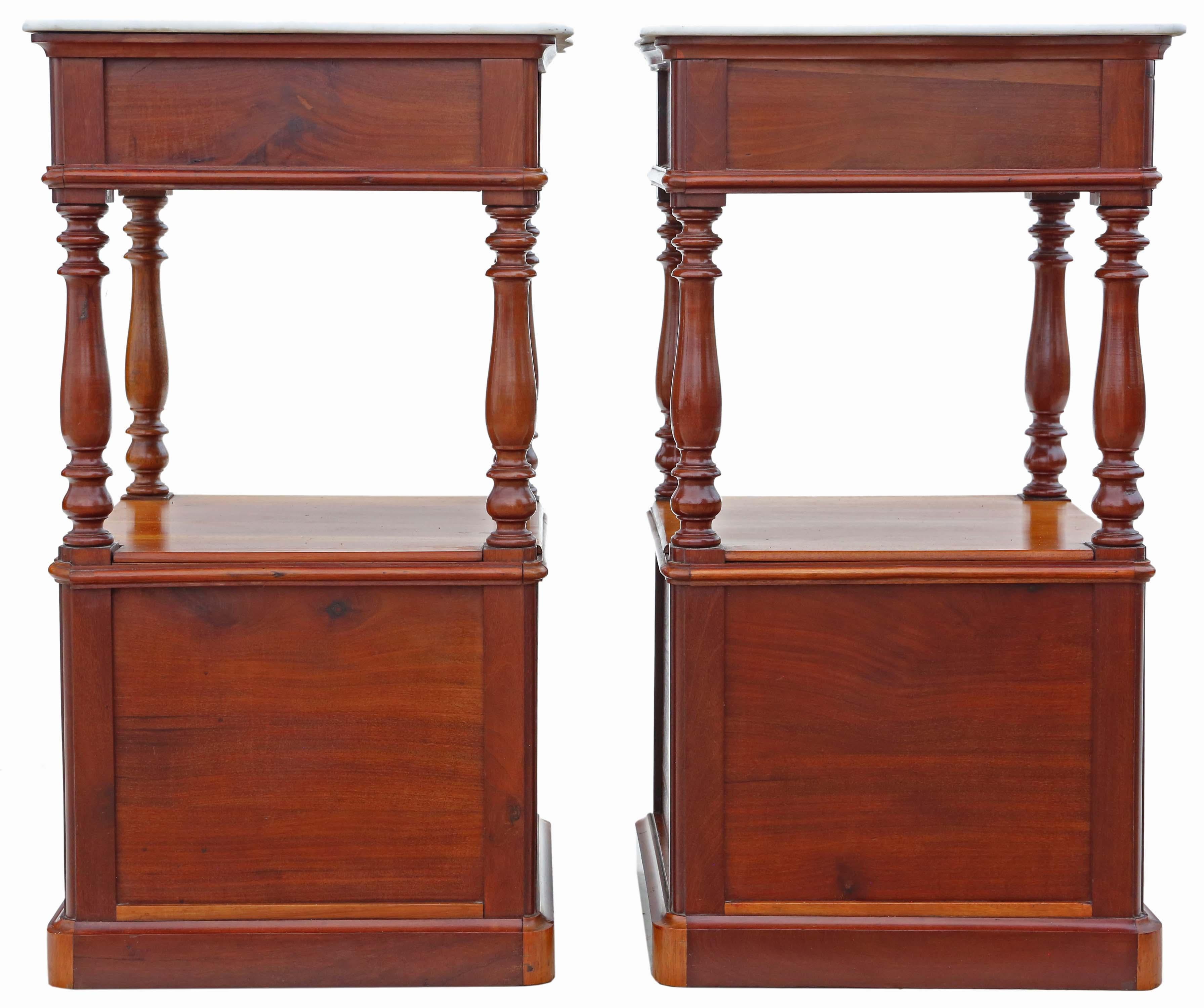 Walnut Antique fine quality pair of French walnut bedside tables cupboards marble tops  For Sale