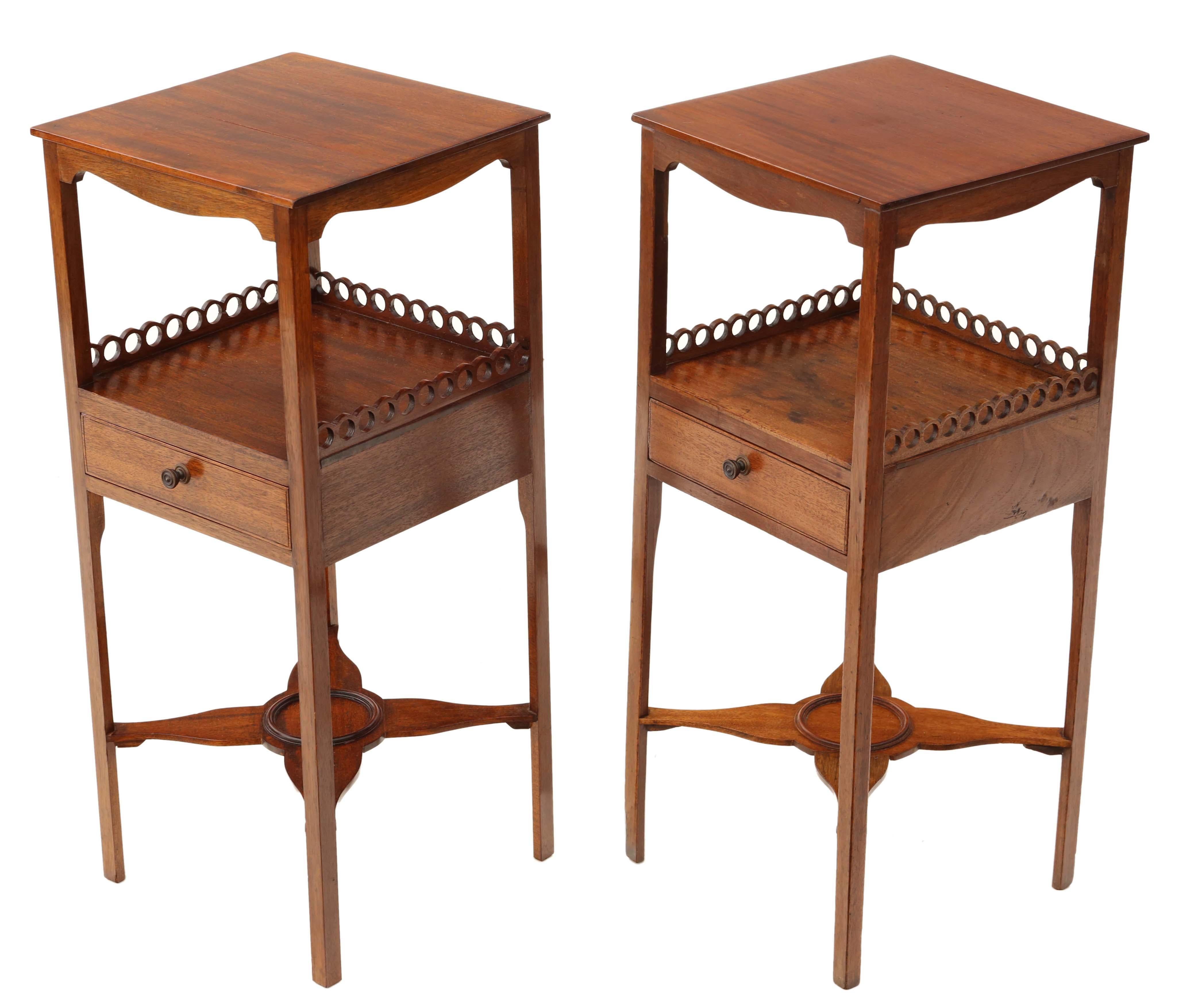 Antique fine quality pair of Georgian early 19th Century mahogany bedside tables.

A fantastic piece with quality and style. Oak lined drawers slide freely.

Attractive fret cut decoration to the back and sides of the undertier (possibly later