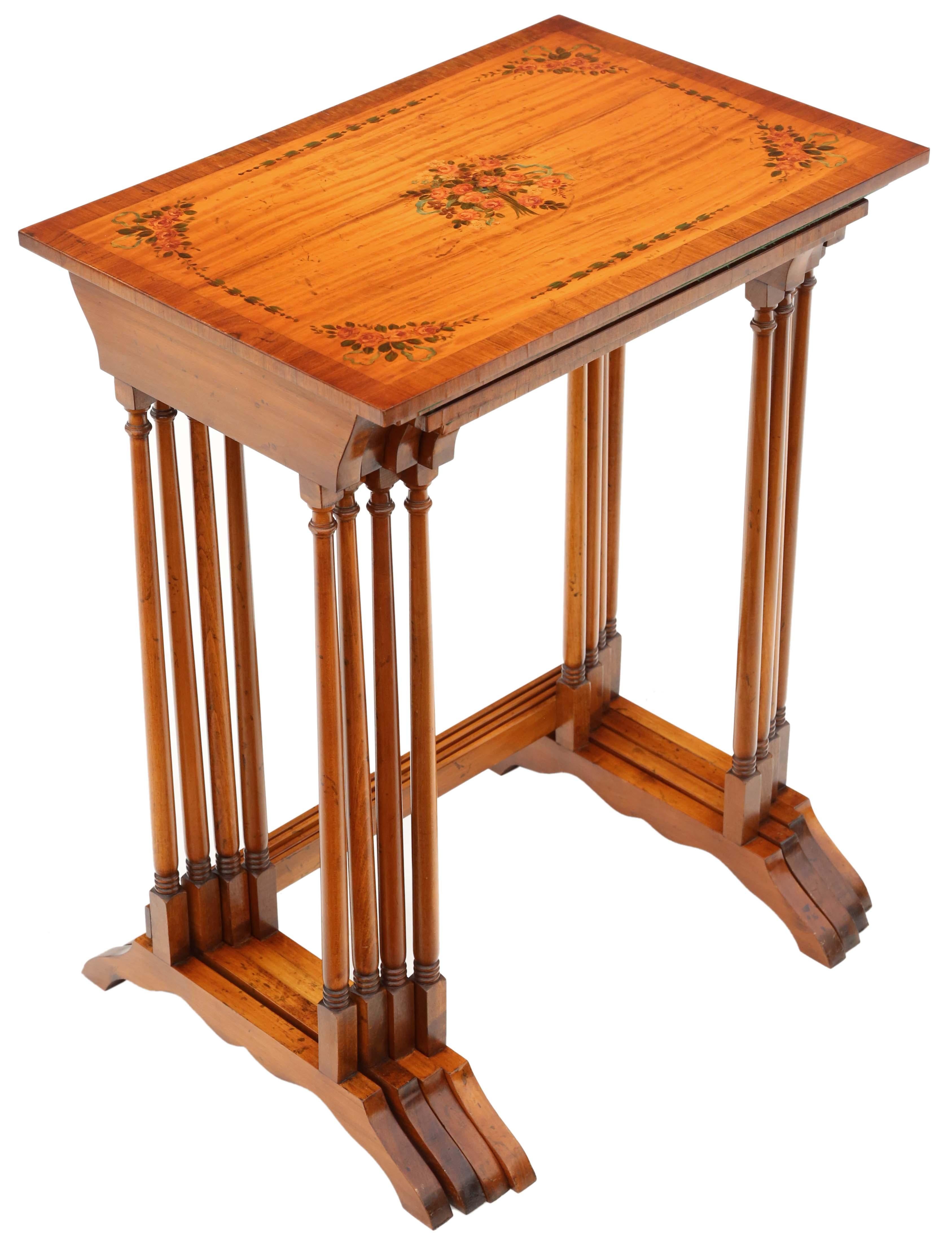 Ancienne et de qualité rétro vintage décorée de 4 tables en bois de citronnier, vers 1960 Bon état - En vente à Wisbech, Cambridgeshire