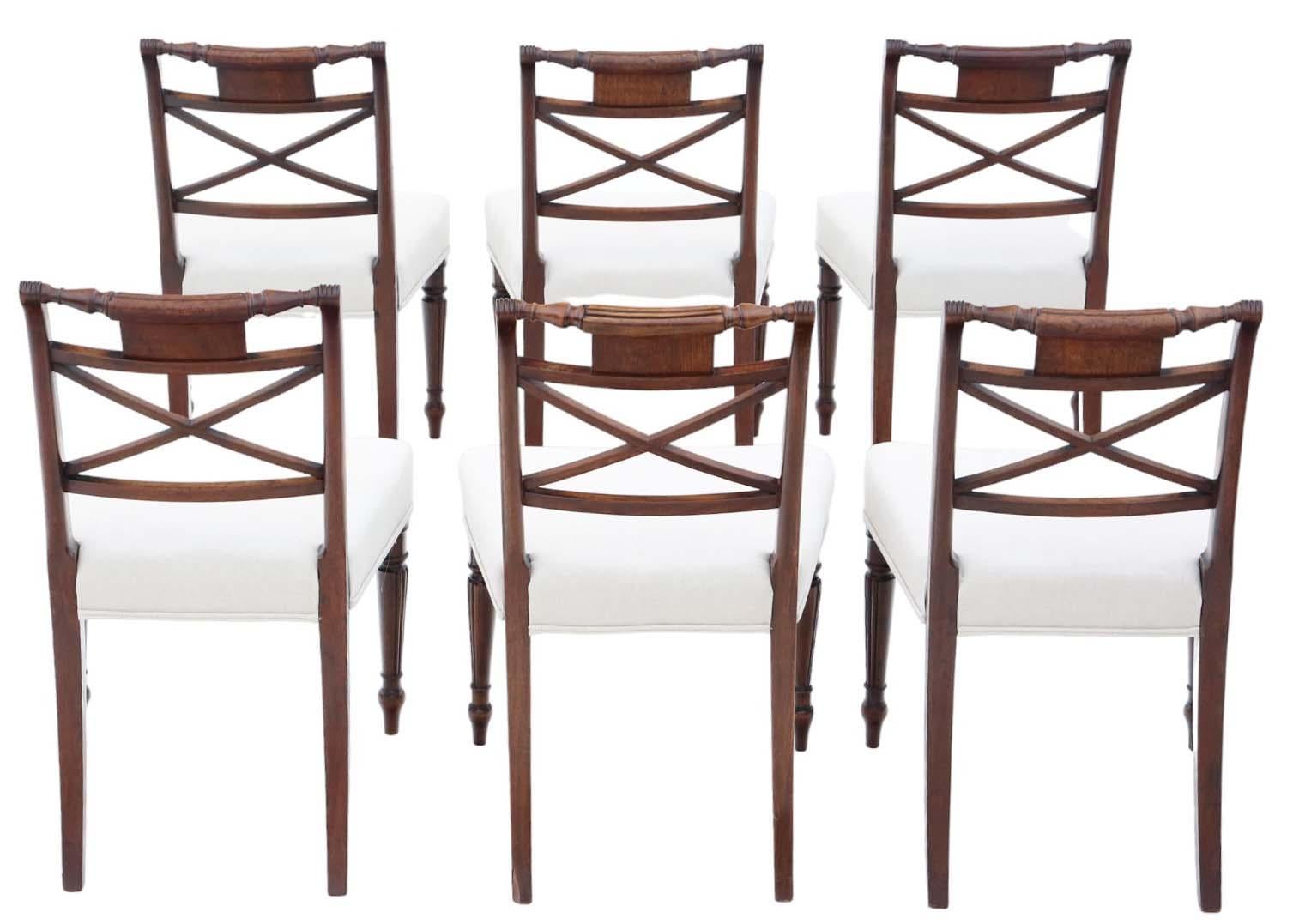 Ti presentiamo un antico set di 6 sedie da pranzo in mogano del XIX secolo alla maniera di Gillows. Queste sedie sono caratterizzate da un design molto ricercato con schienale a croce ornato da pannelli decorativi in impiallacciatura.

Realizzato