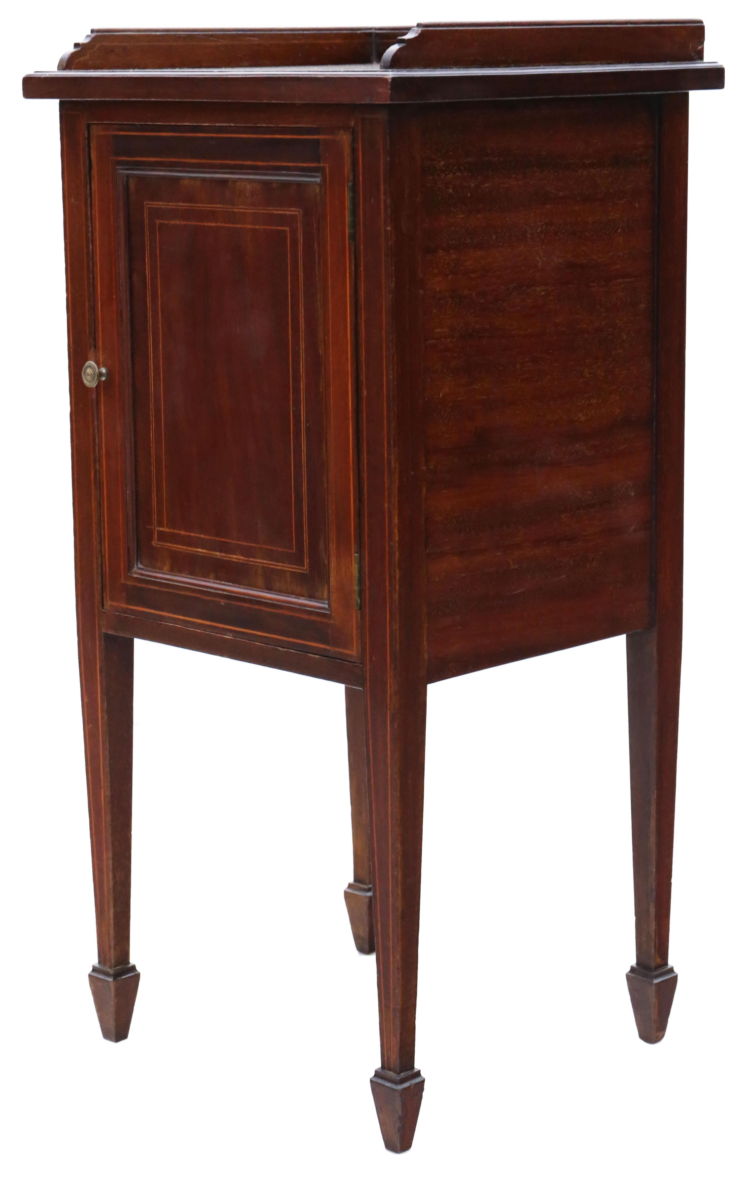 Early 20th Century Antique Fine Quality Tray Top Inlaid Mahogany Bedside Table Cupboard, circa 1905 For Sale