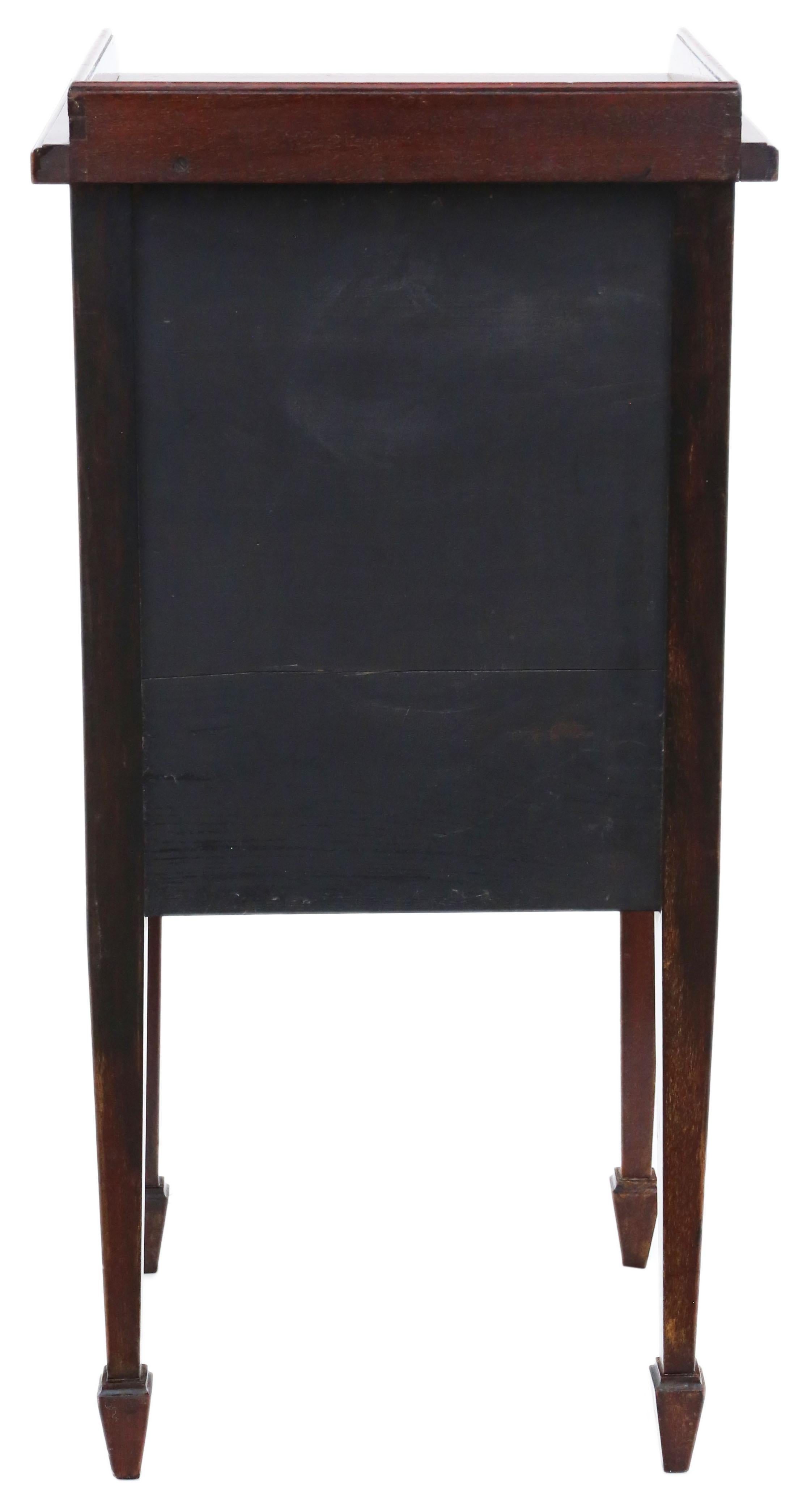 Antique Fine Quality Tray Top Inlaid Mahogany Bedside Table Cupboard, circa 1905 For Sale 1