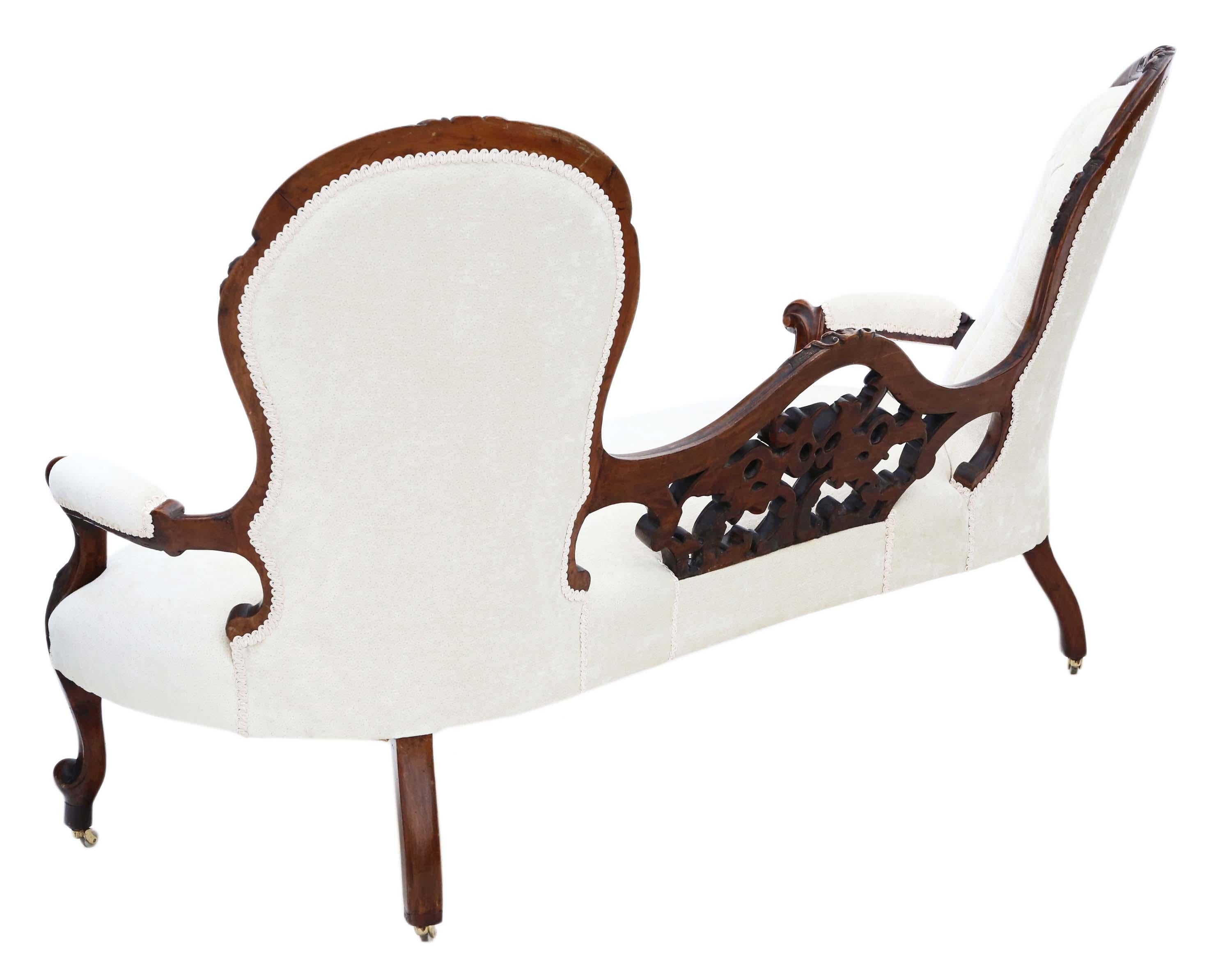 Antike feine Qualität viktorianischen c.1860 Nussbaum Chaise Longue / Conversation Sofa im Angebot 1