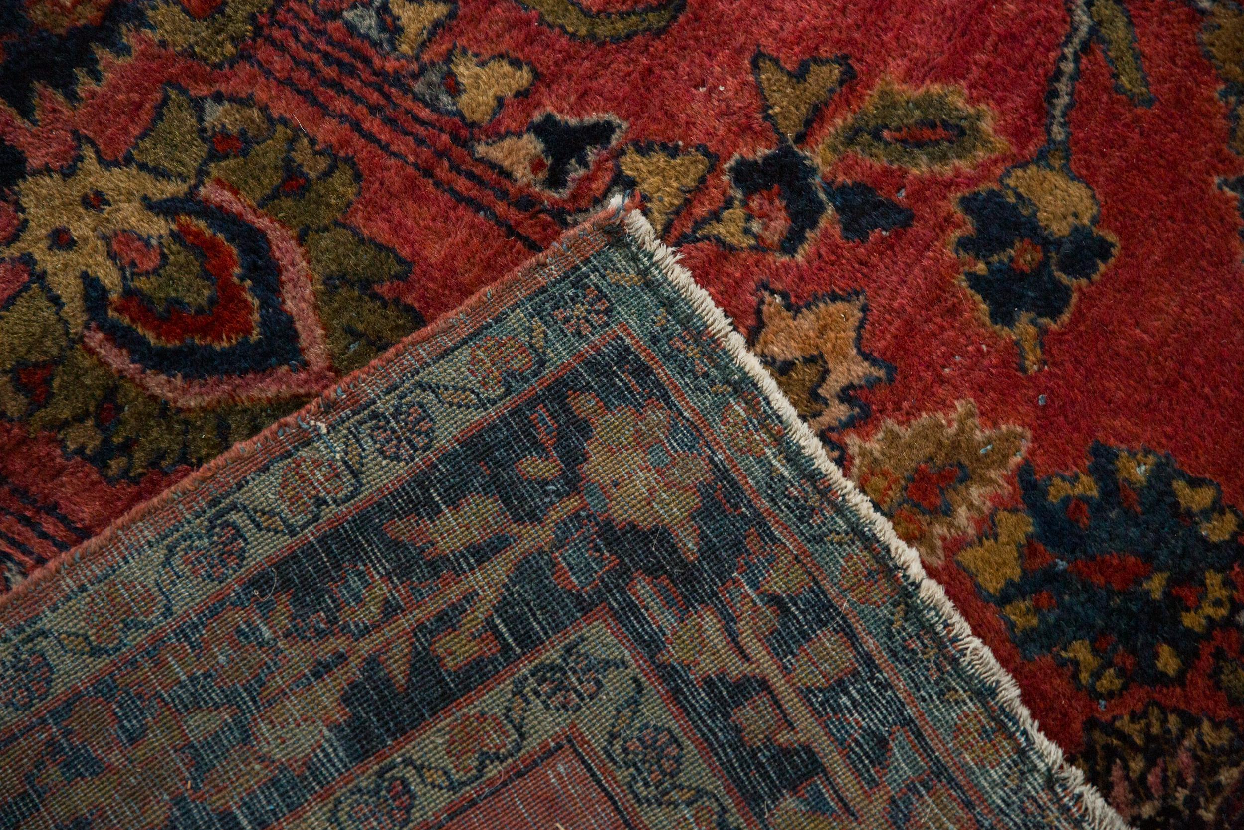 Antiker feiner Sarouk-Teppich im Angebot 3