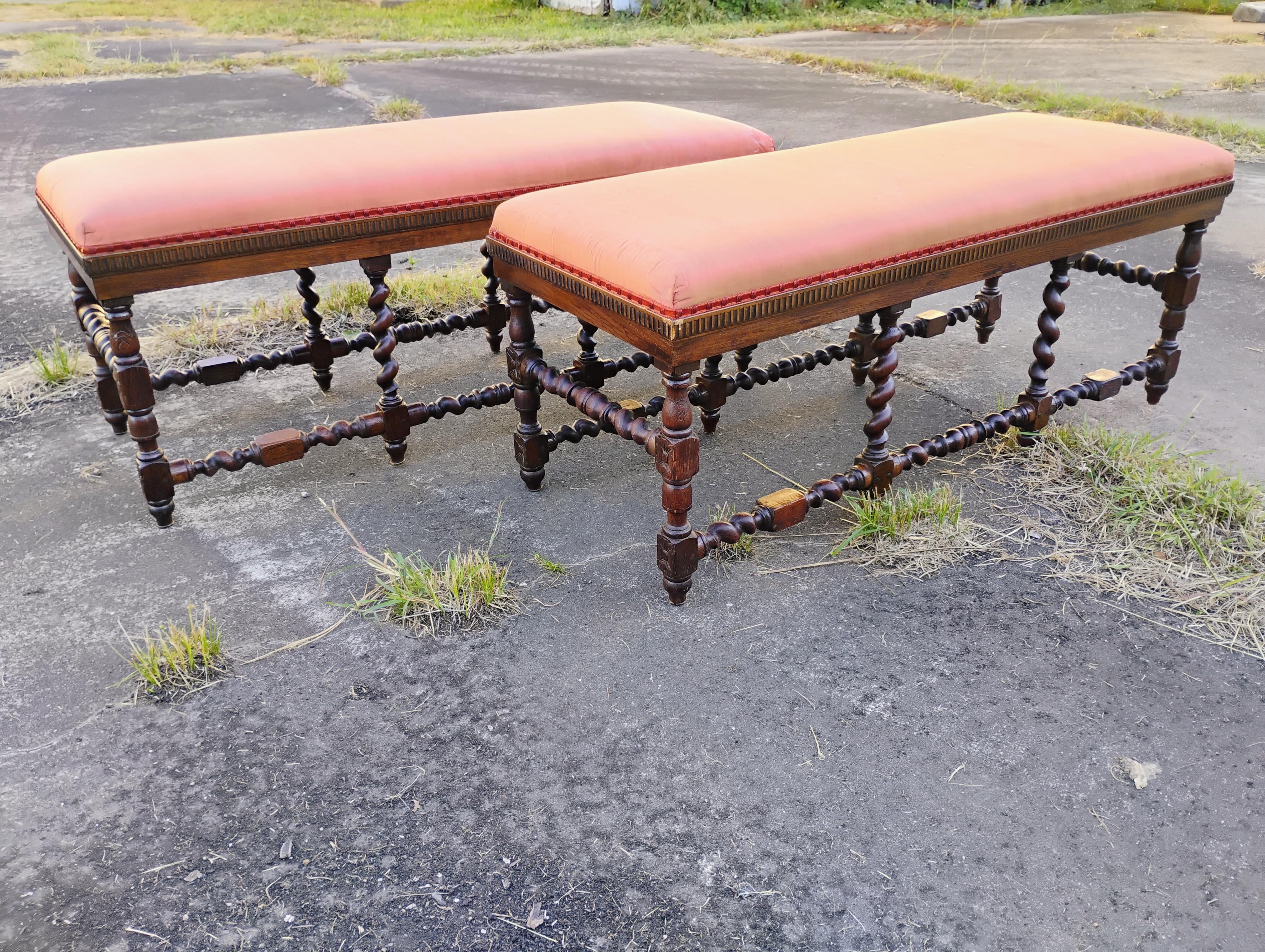 Antique Finely Crafted 18th Century Louis XIV French Barley Twist Oak Bench en vente 3
