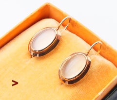 Vintage Dangle Earrings Moon Stone solid 14K Gold / 2.2gr