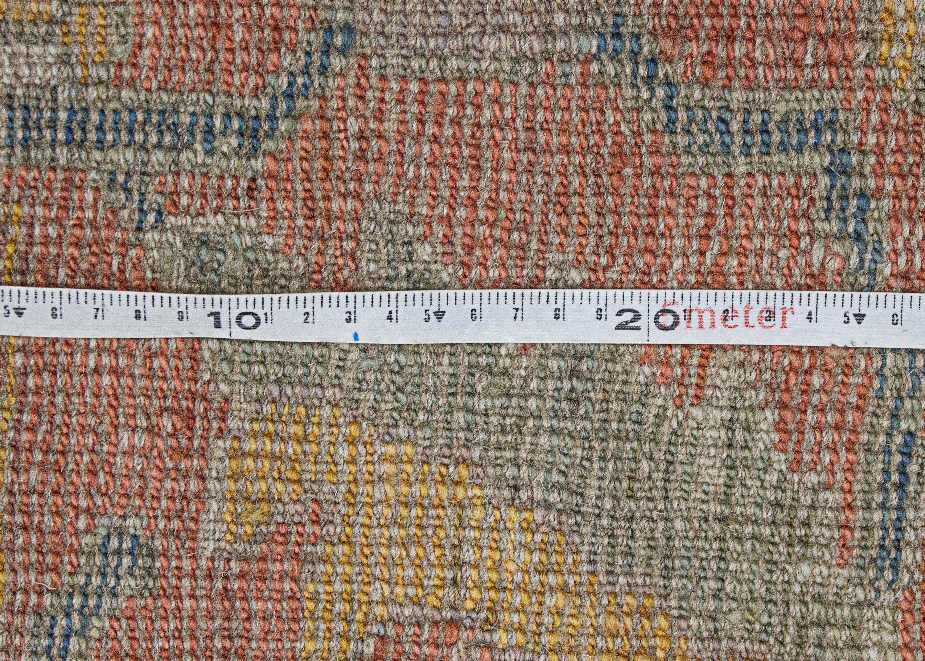 Tappeto Ushak con finitura antica 376x312 cm In condizioni Nuovo in vendita a Henley-on-Thames, Oxfordshire