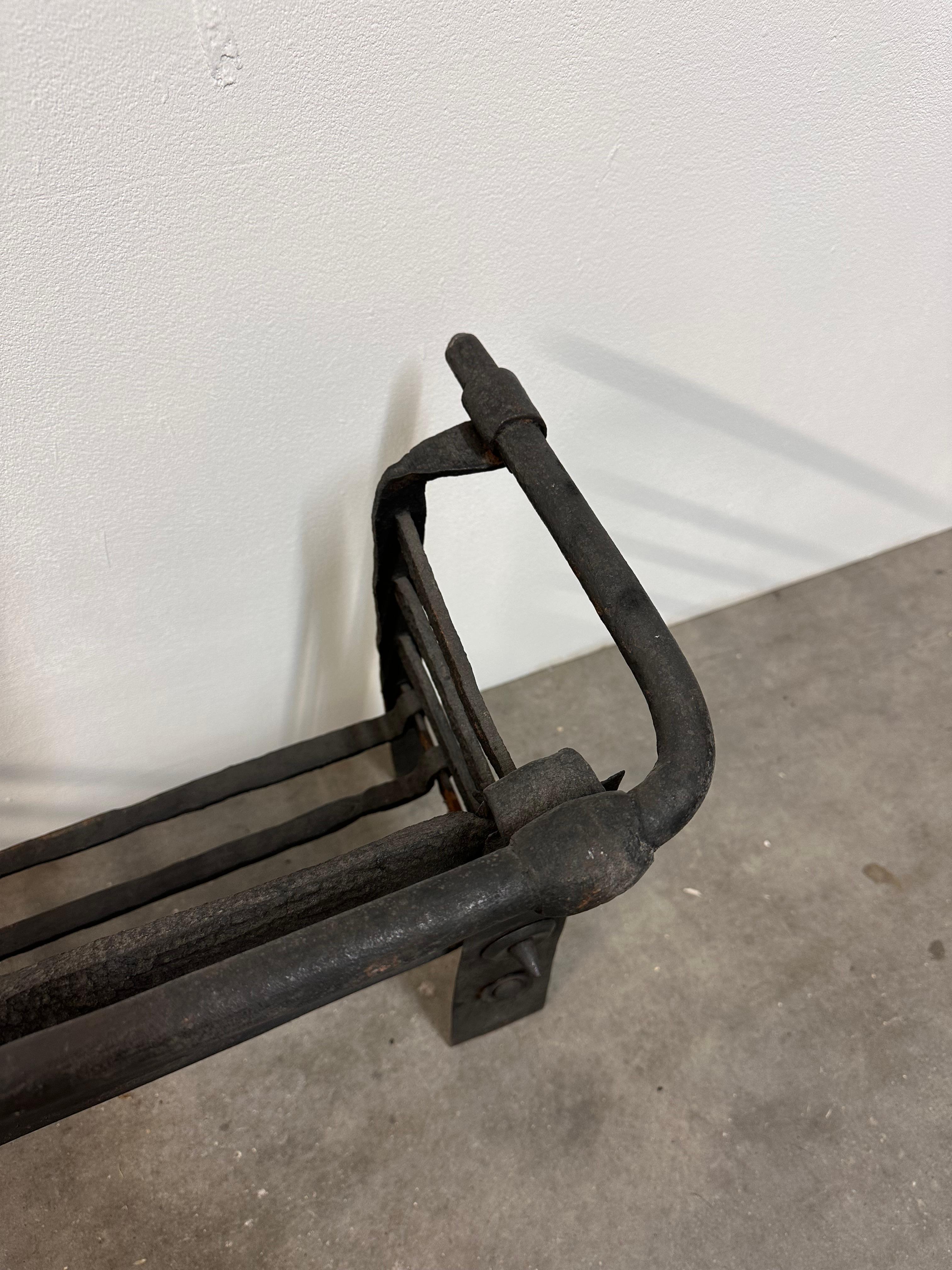 Grille de foyer / panier antique, 17ème siècle hollandais en vente 2