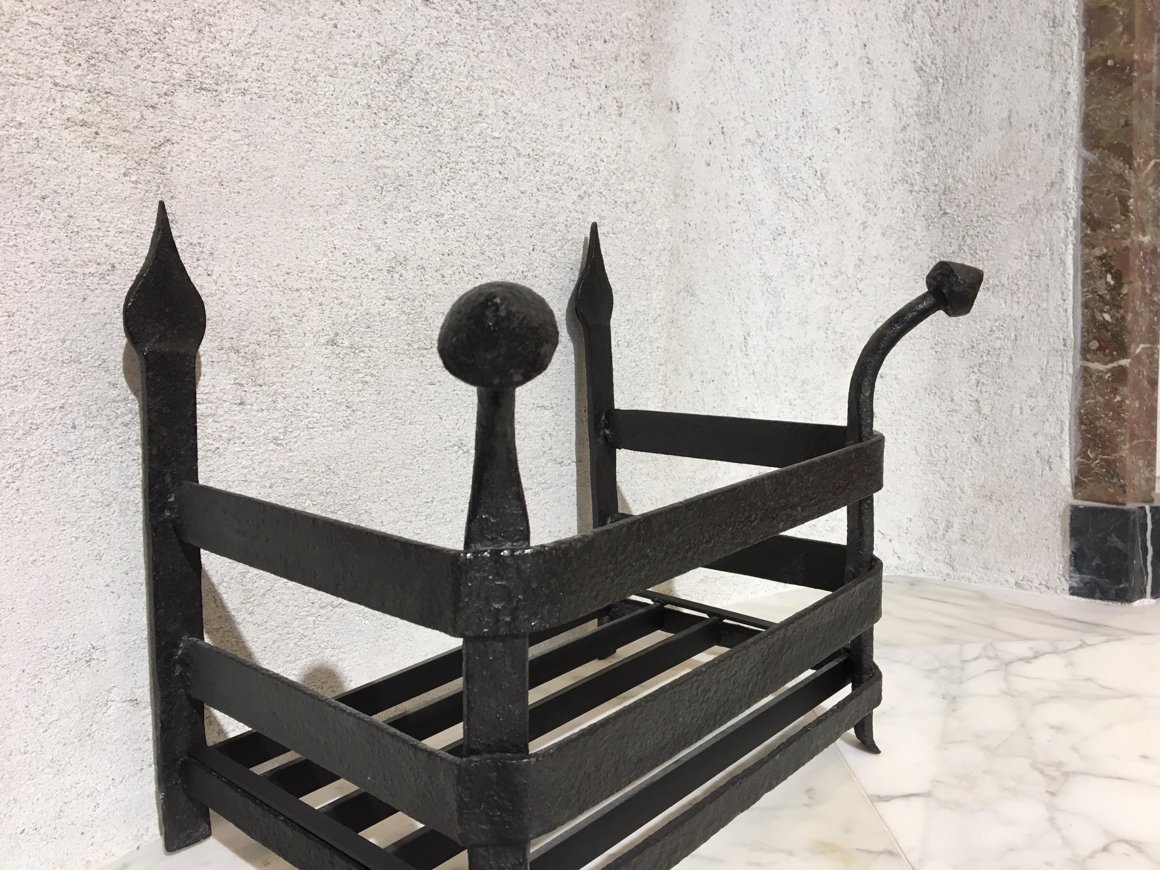 Antique Fire Grate / Fireplace Grate For Sale 1