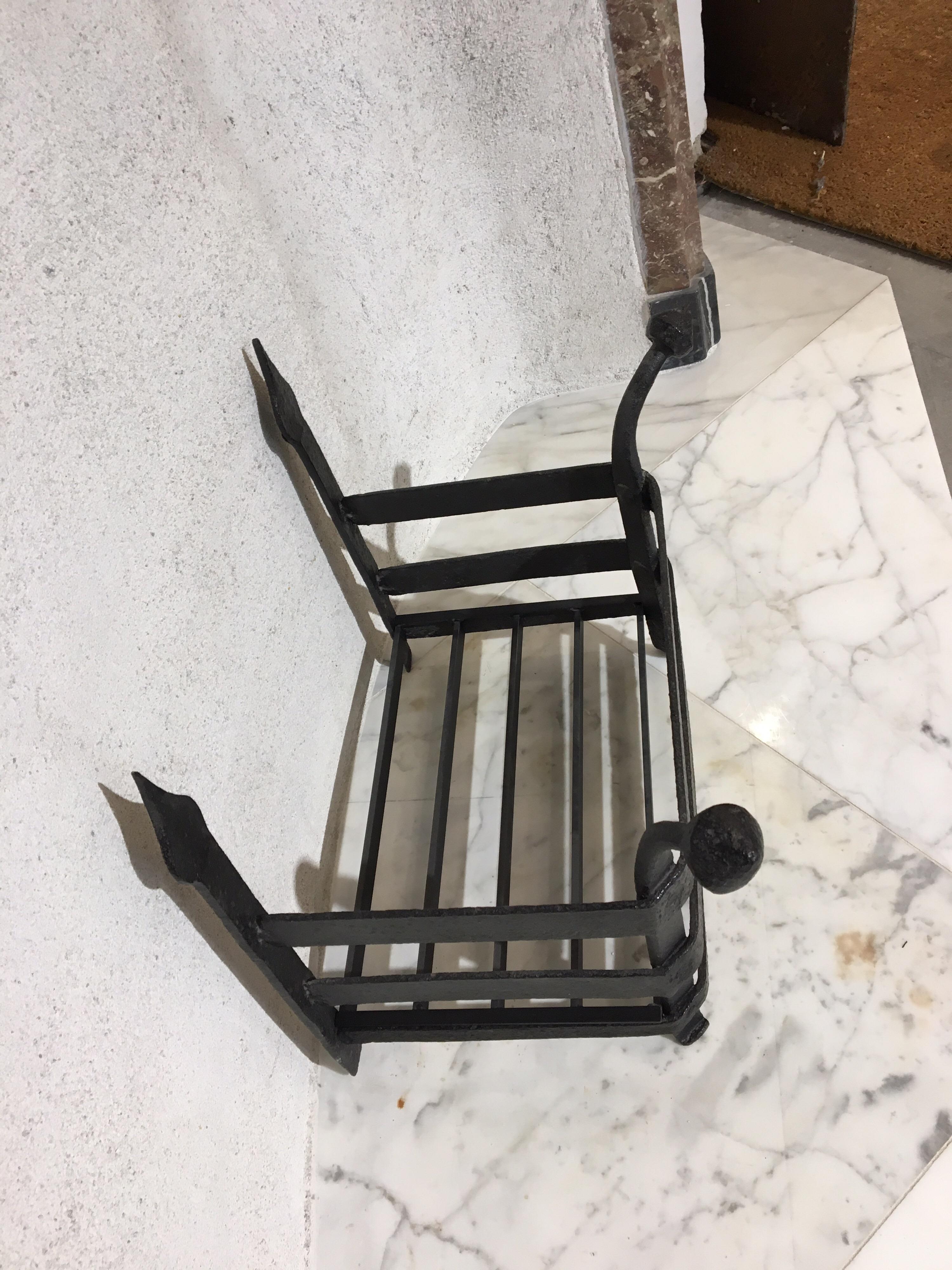 Iron Antique Fire Grate / Fireplace Grate For Sale