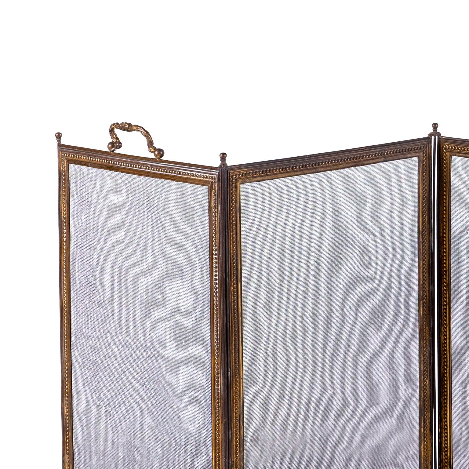 Antique Fire Screen In Good Condition In Houston, TX