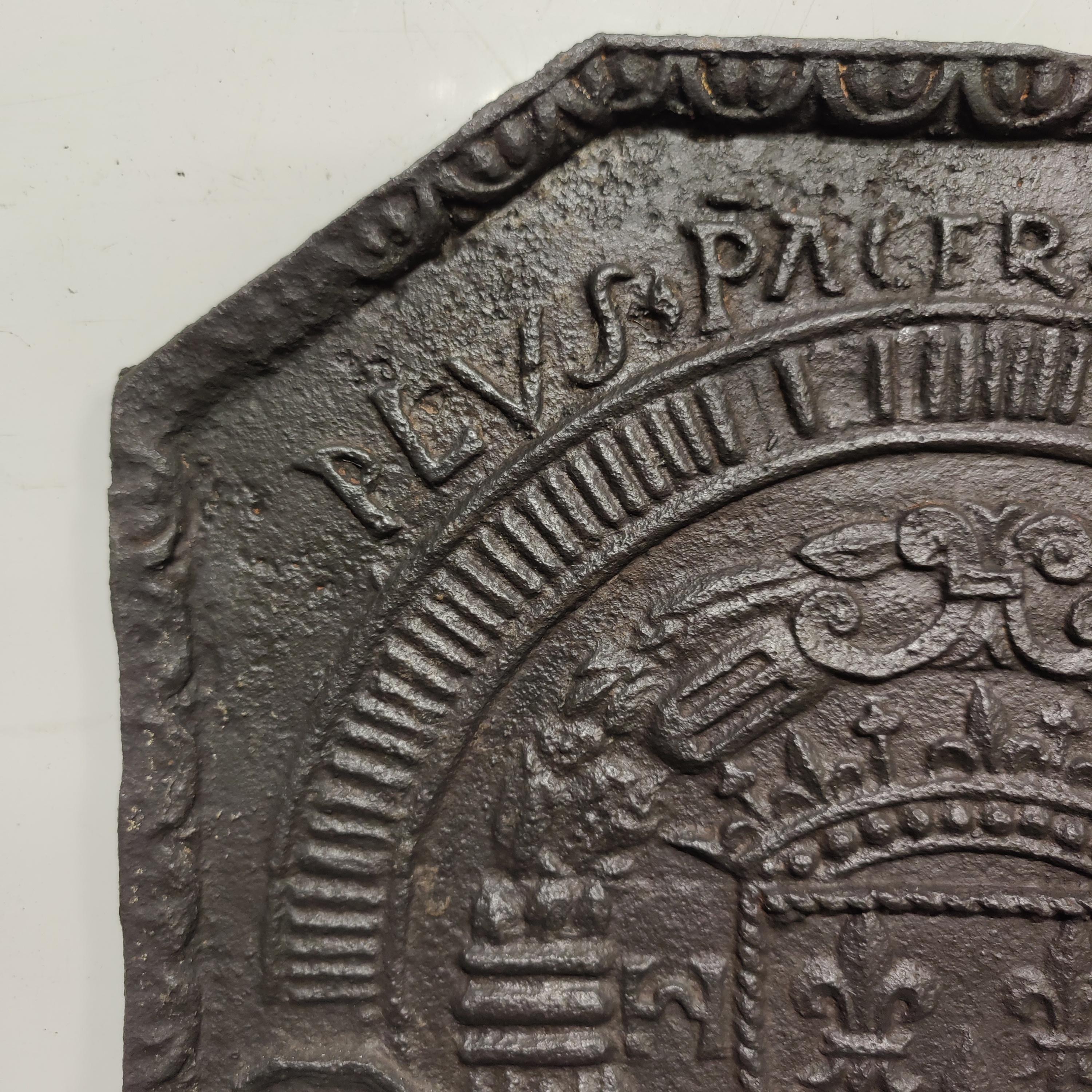 Cast Antique Fireback / Backsplash, Coat of Arms Dated 1603 For Sale