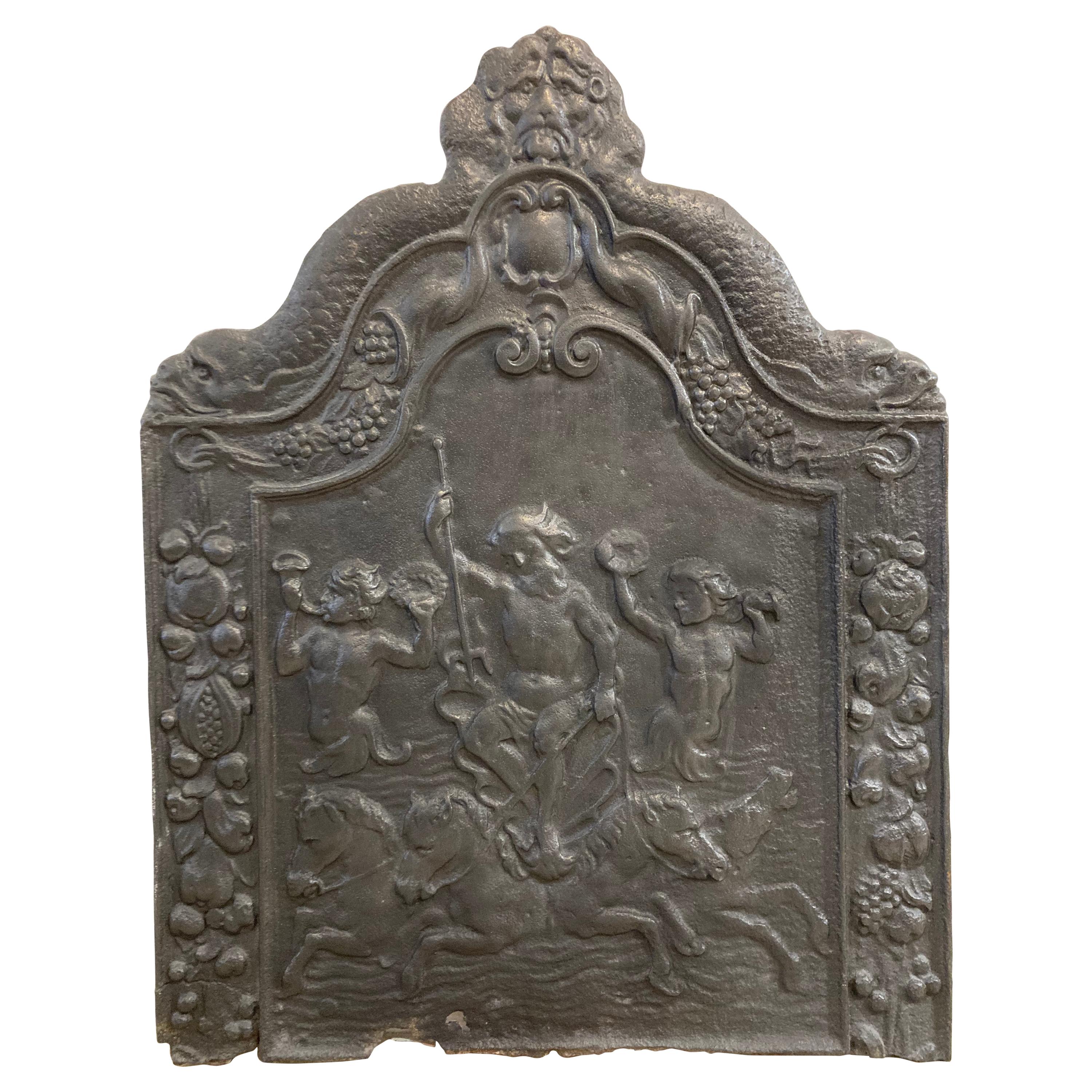 Antike antike Kaminplatte / Rückwand mit Poseidon-Druck im Angebot