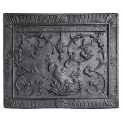 Plaque de cheminée ancienne en fonte du 18e siècle